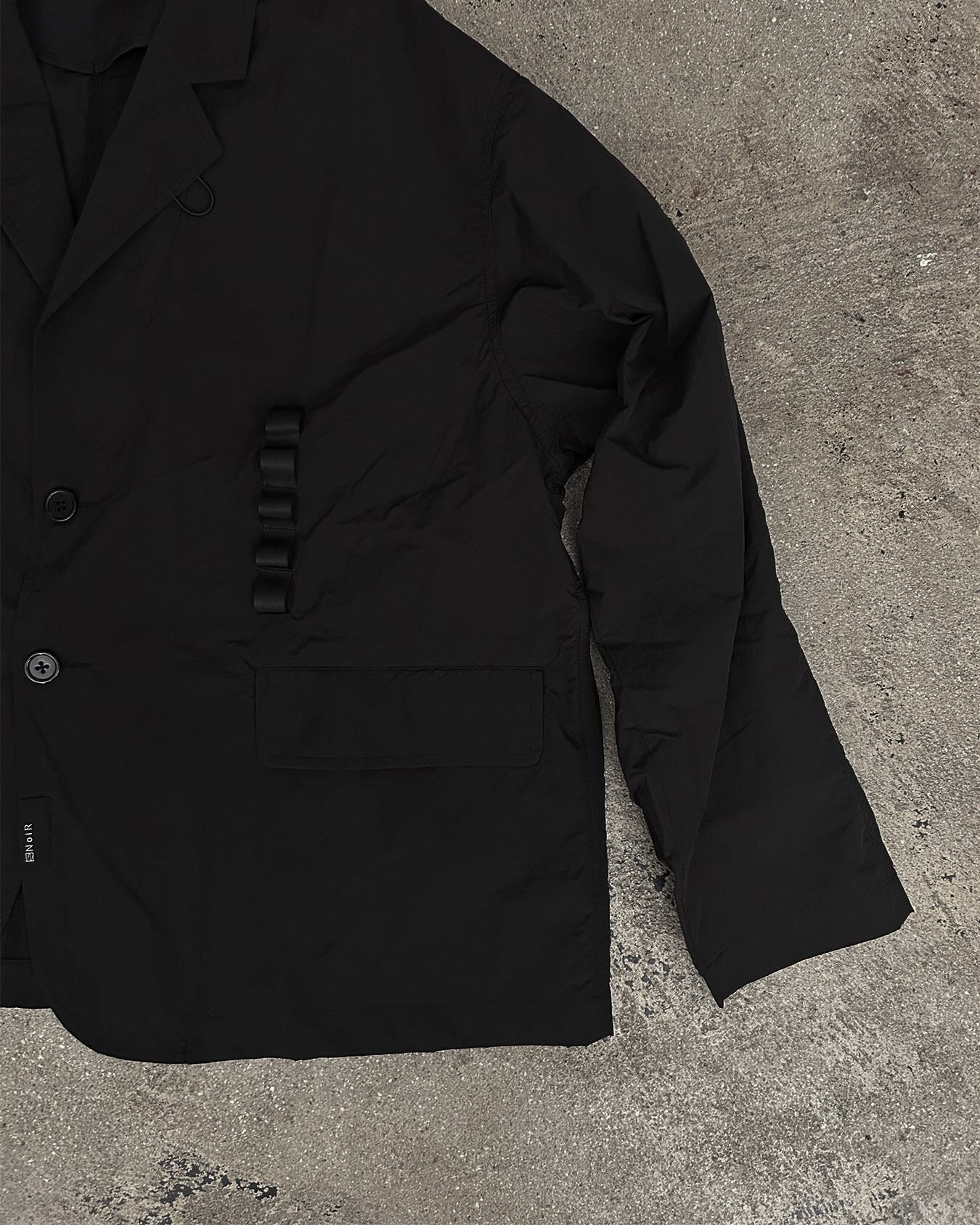 NoiR : blazer