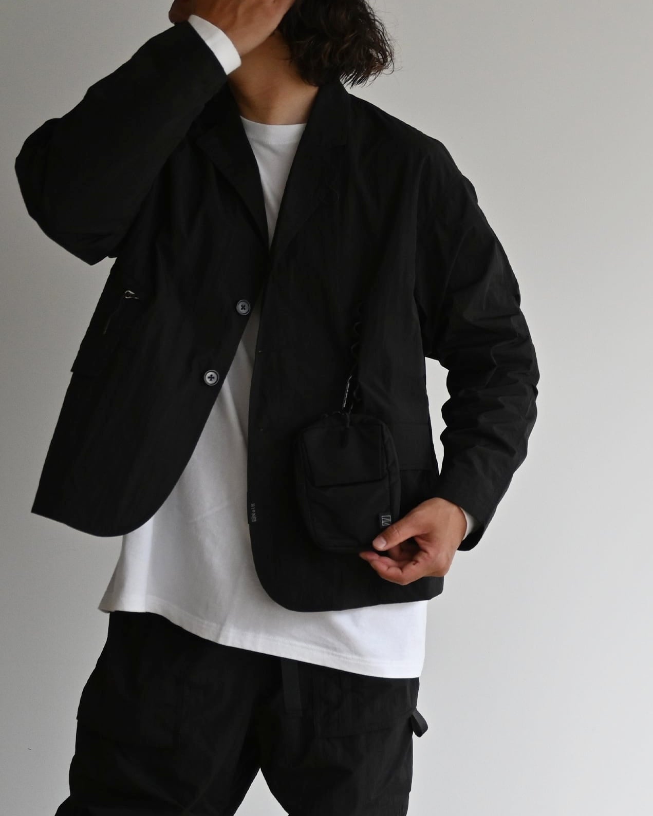 NoiR : blazer