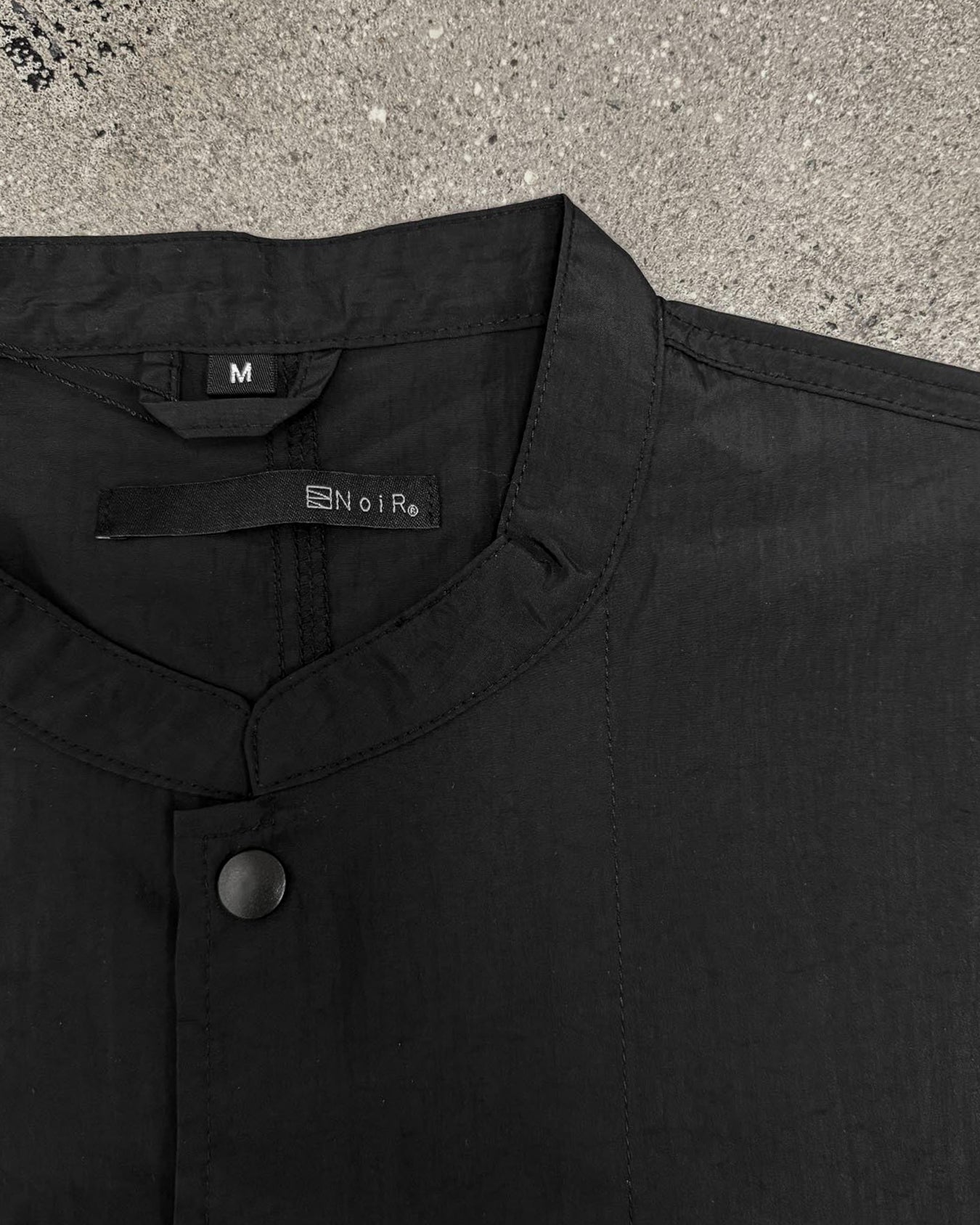 NoiR : shirt