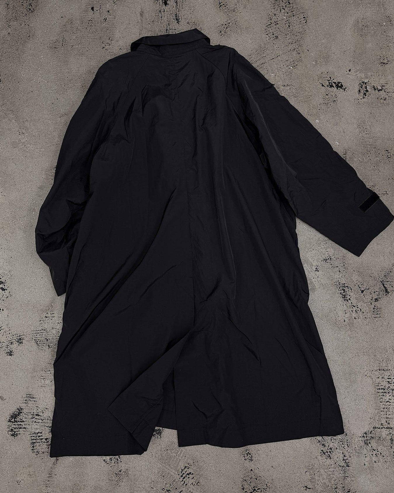 NoiR : trench coat