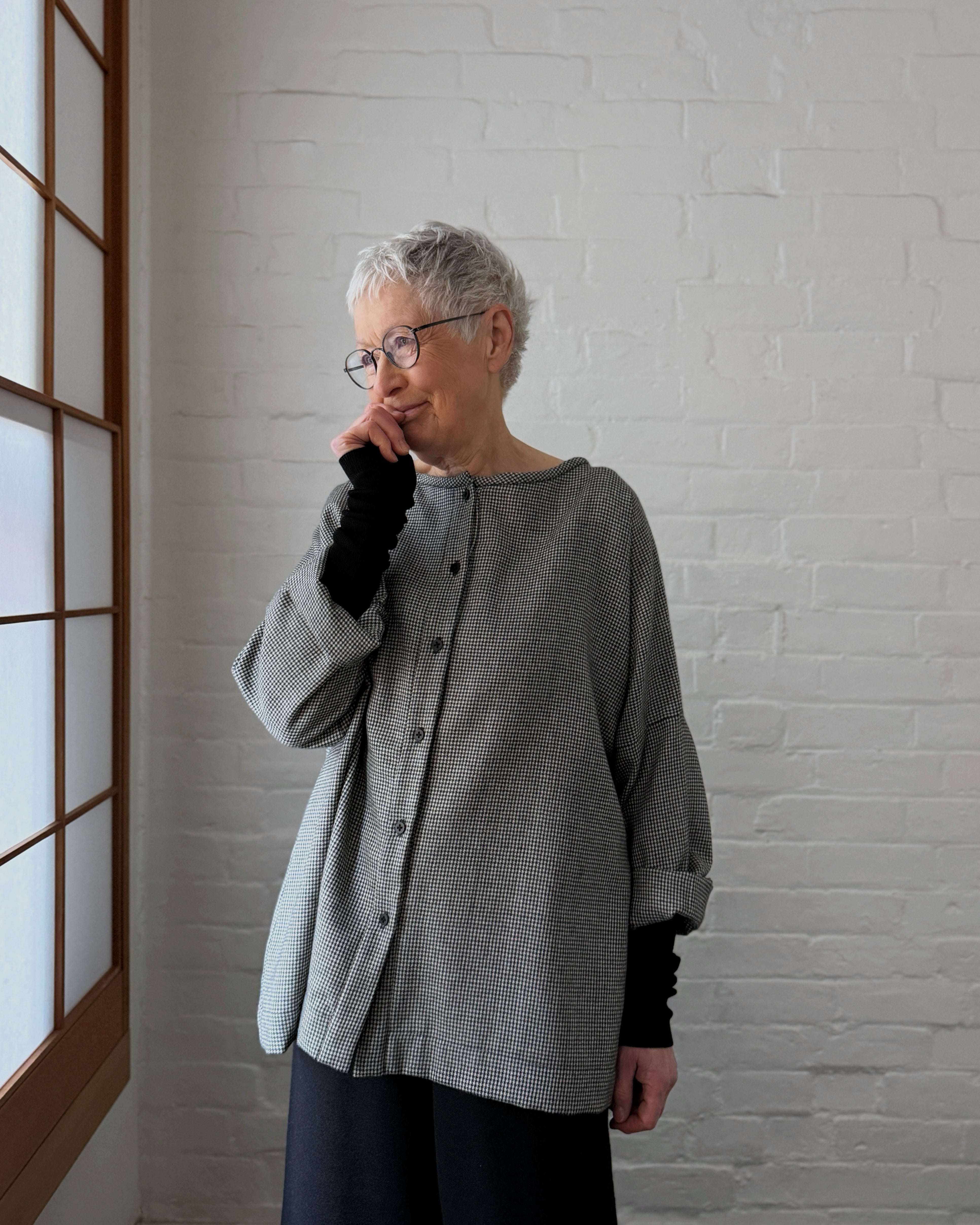 LJ struthers : collarless houndstooth wool shirt