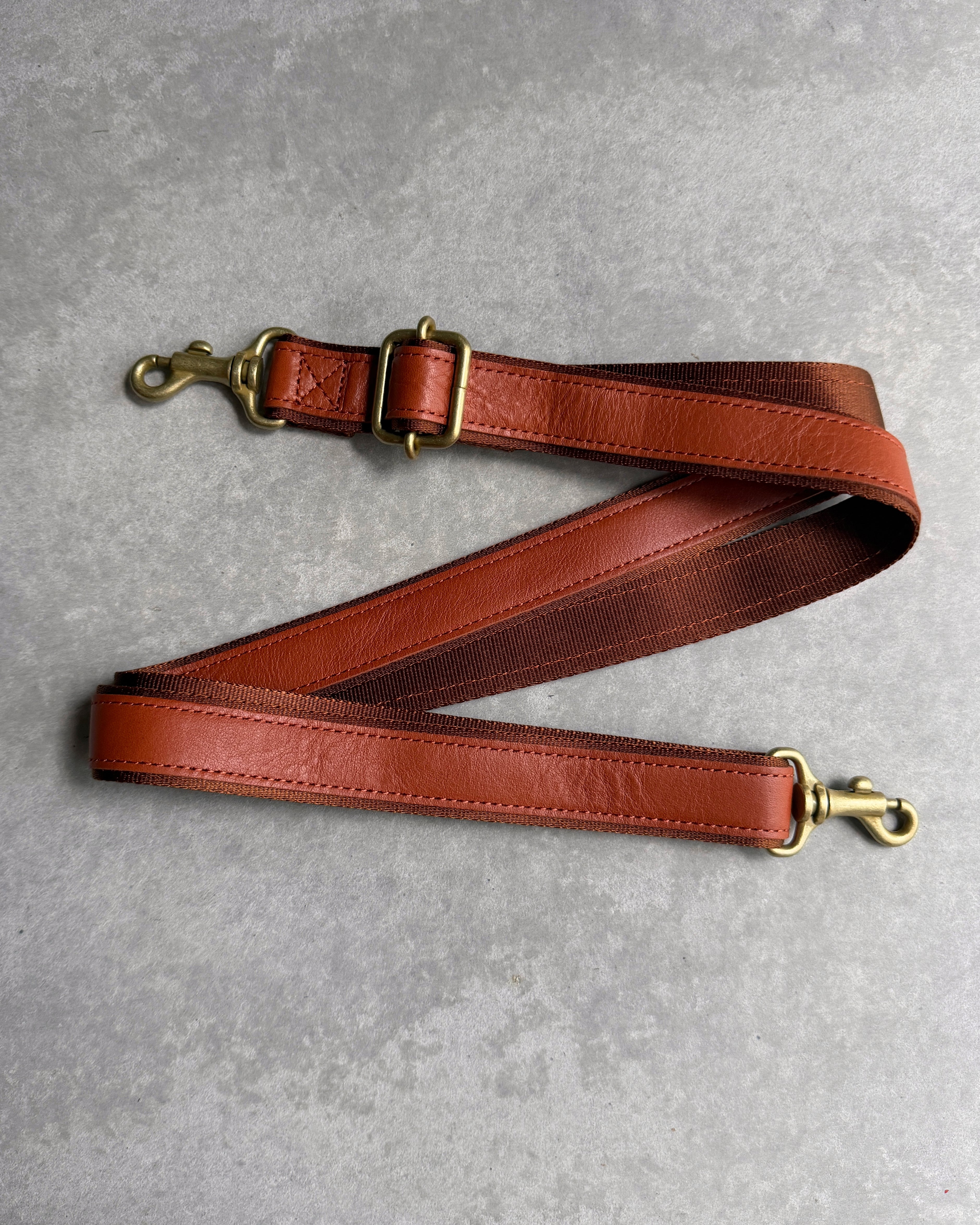 Parley : shoulder tote bag in whiskey