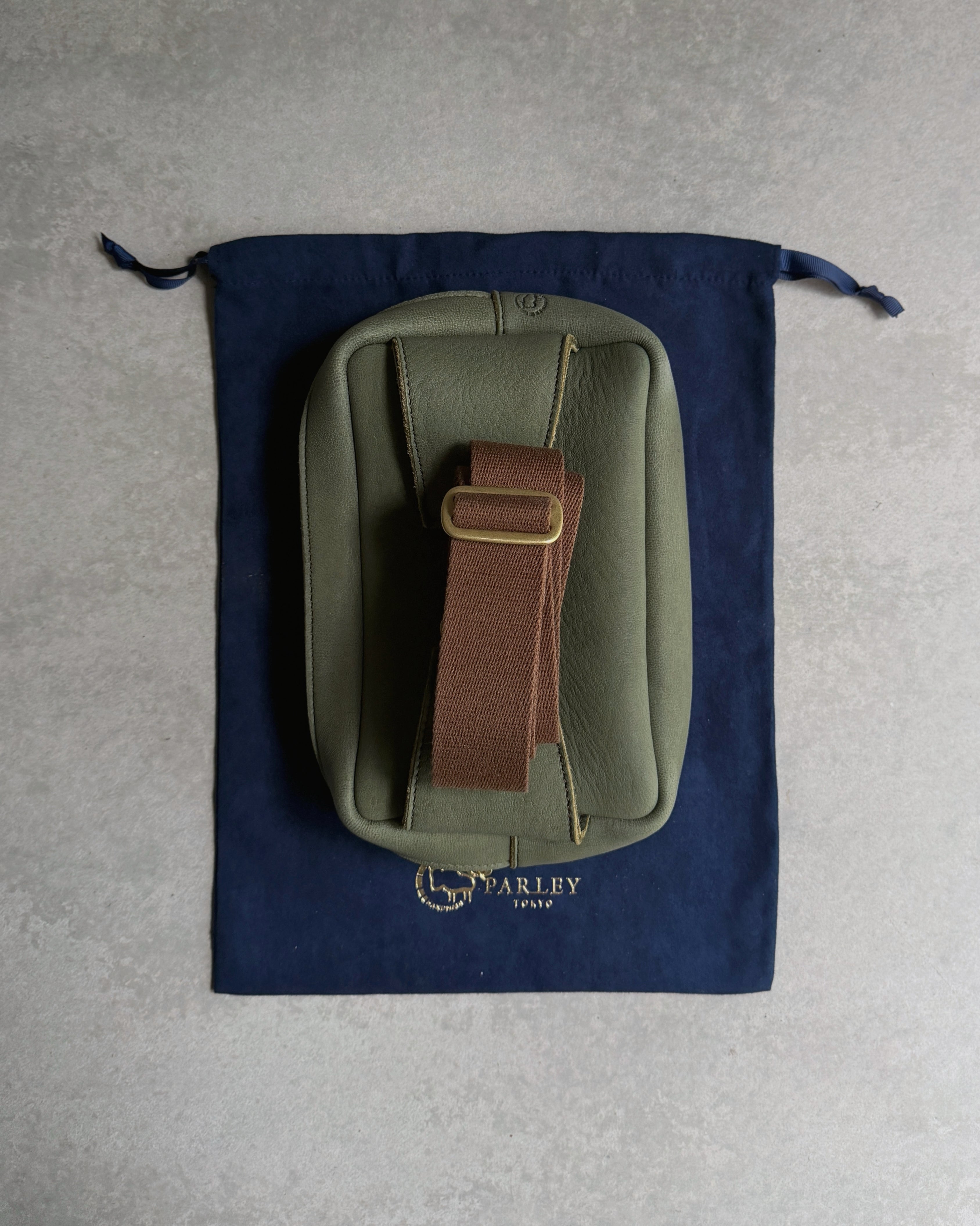 Parley : cross-body bag in khaki