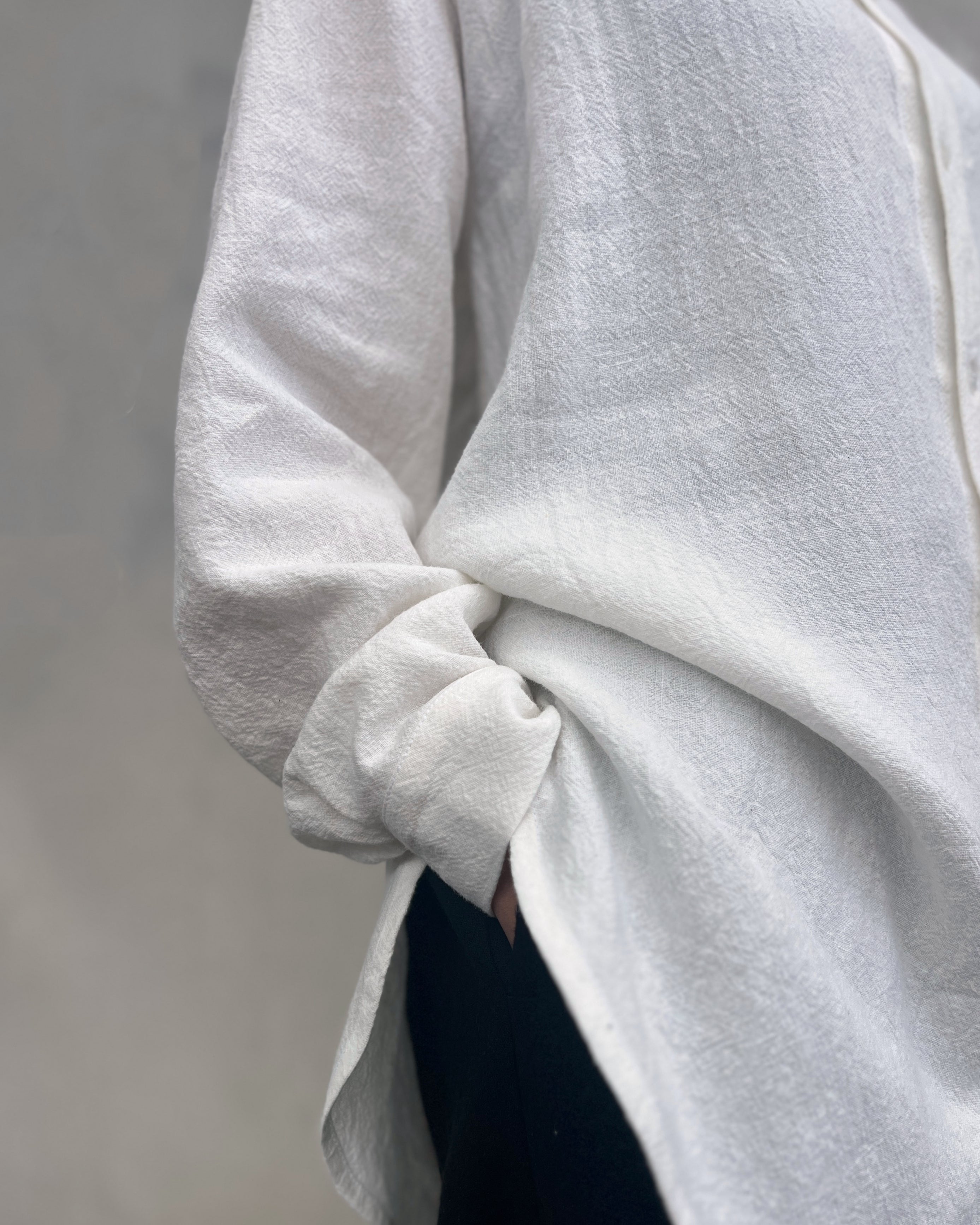 LJ struthers : ramie linen shirt