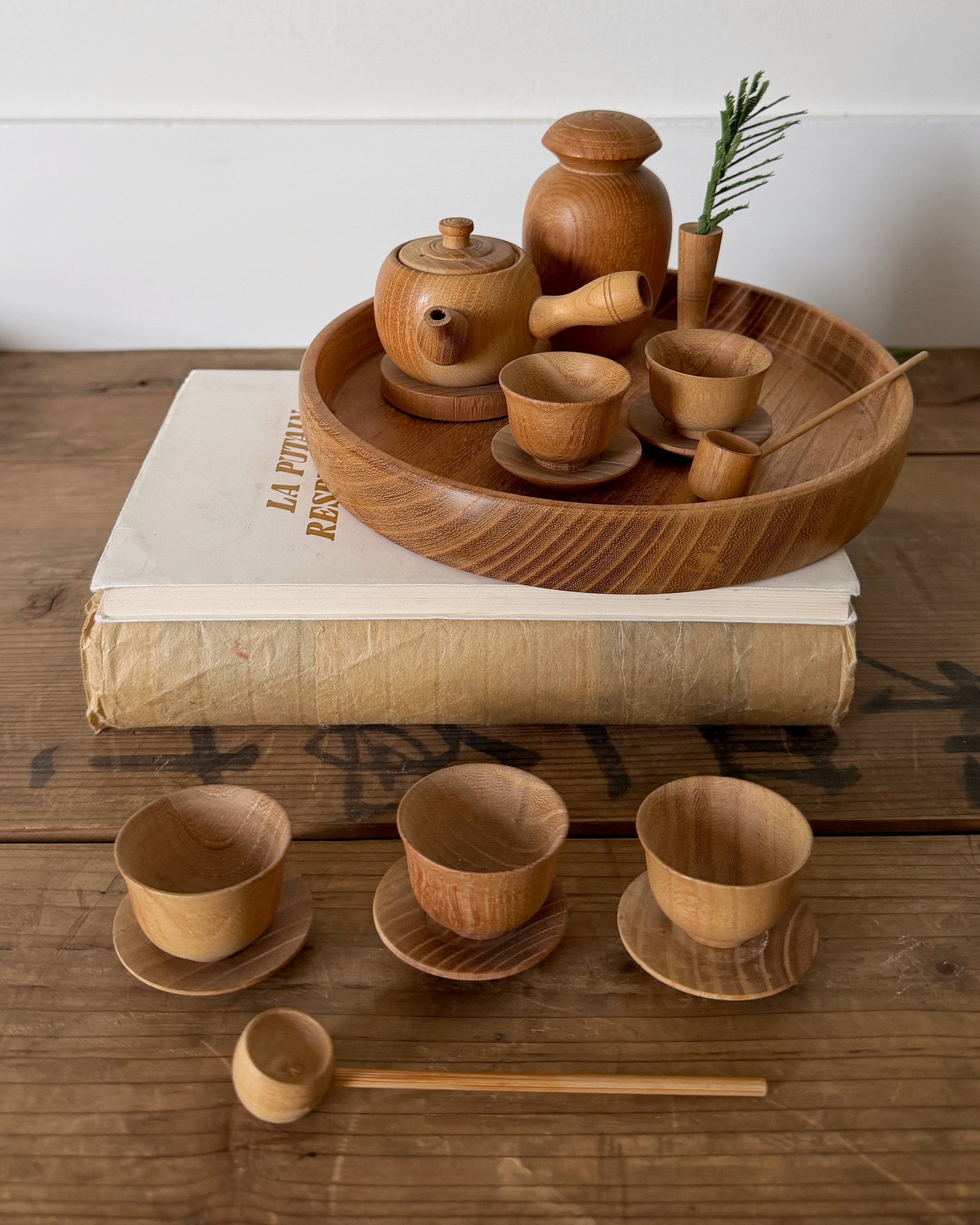 vintage Japanese miniature tea set