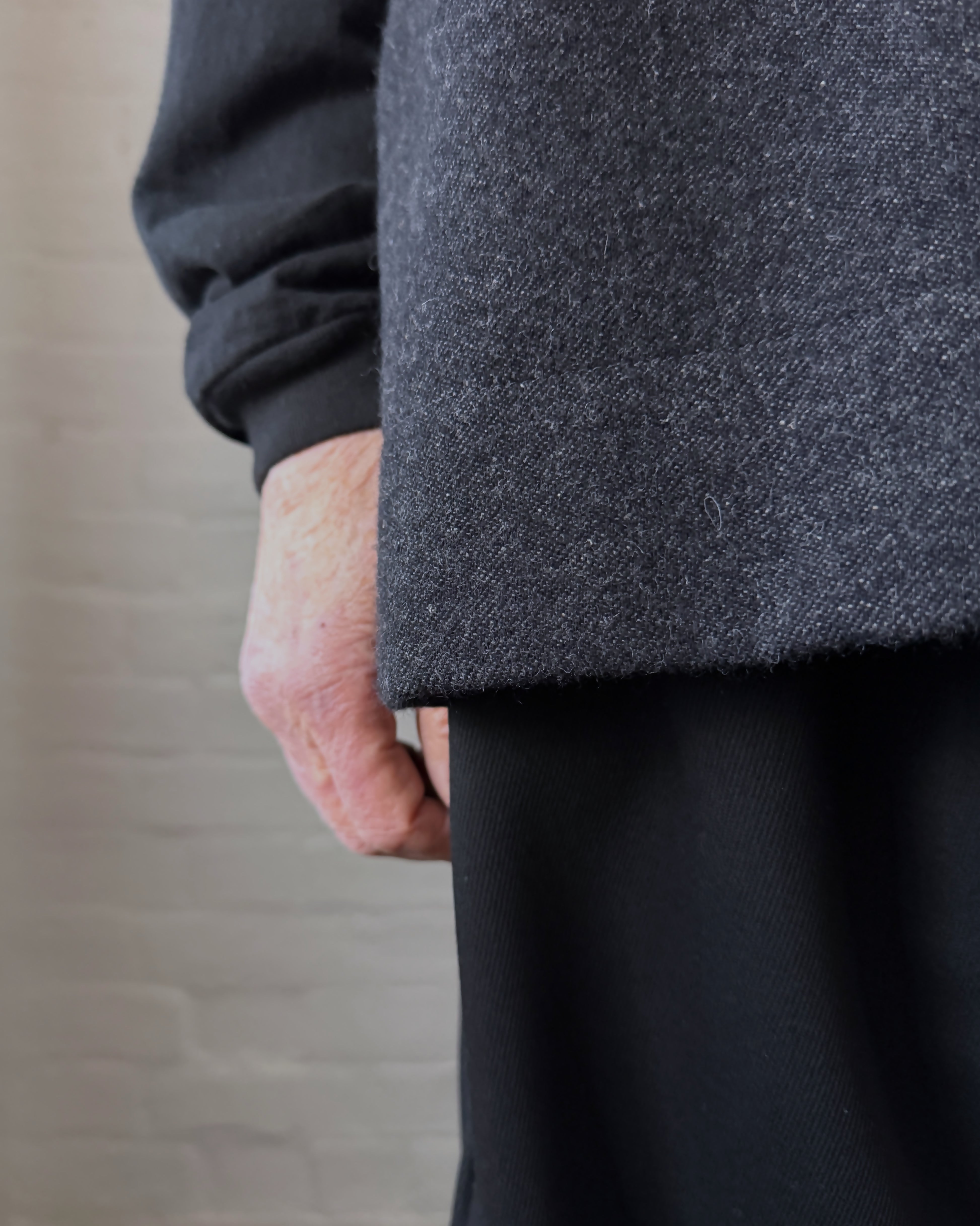 LJ struthers : sleeveless wool tunic
