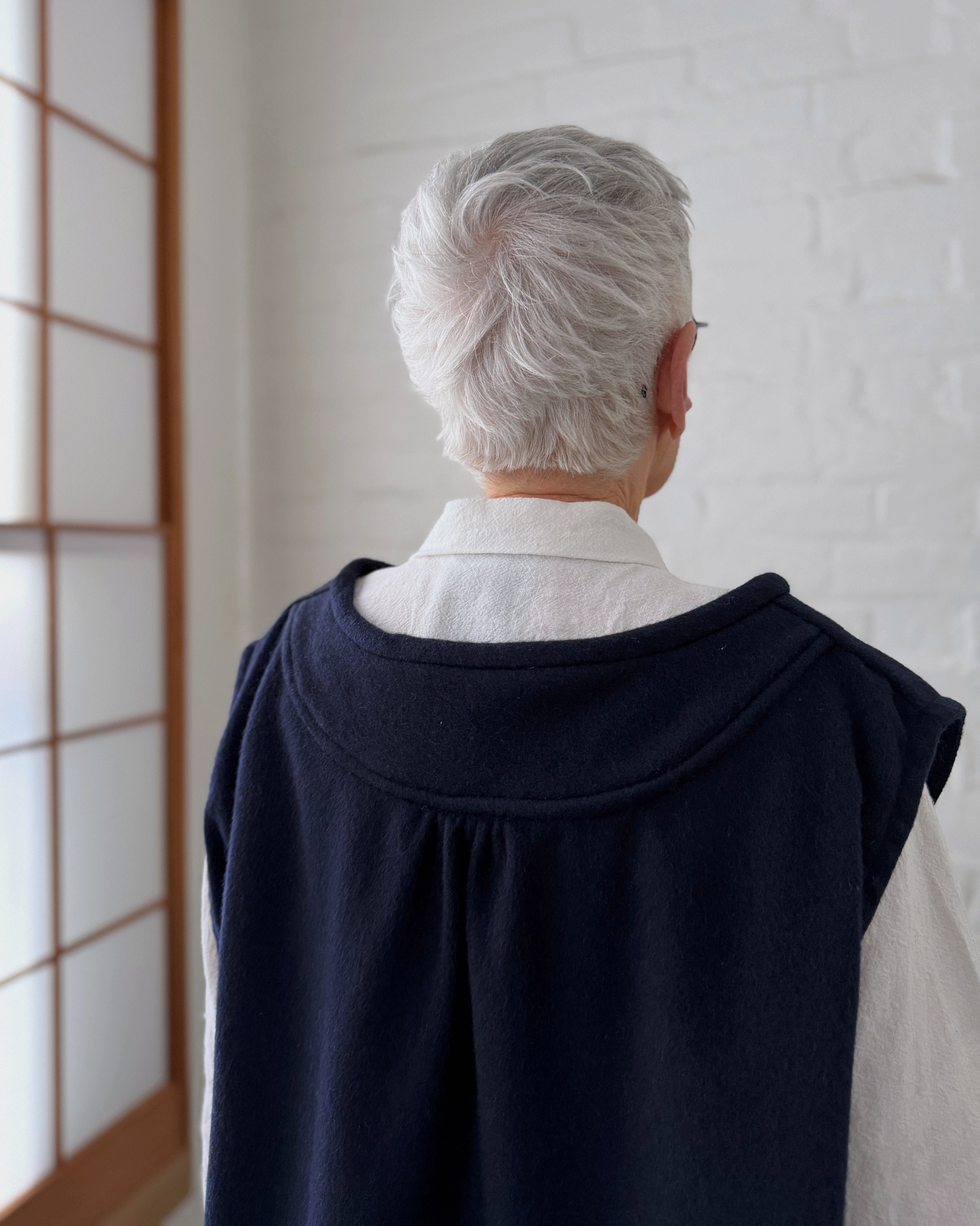 LJ struthers : sleeveless wool tunic