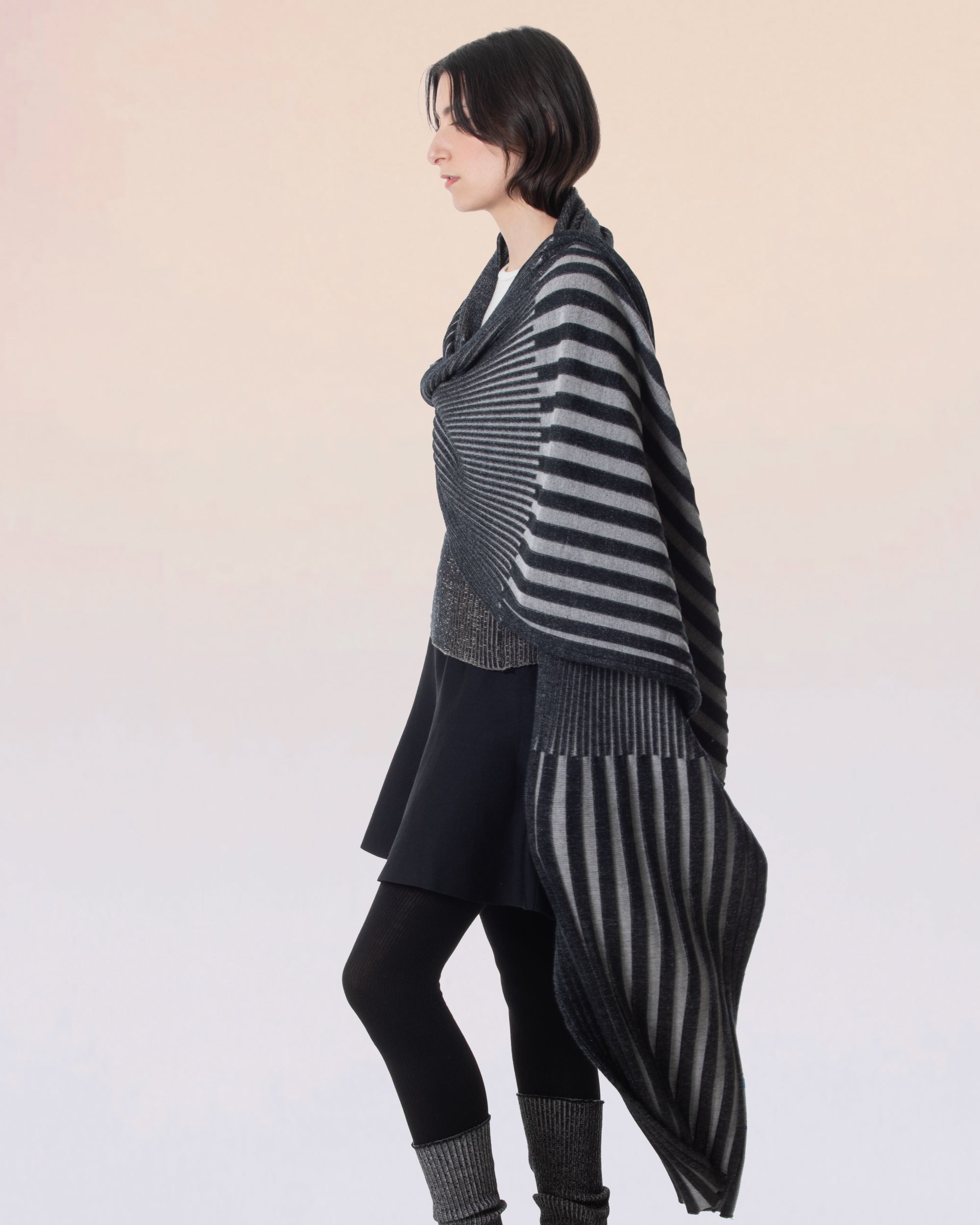 Teresa Liano : mia two-tone ribbed wool shawl