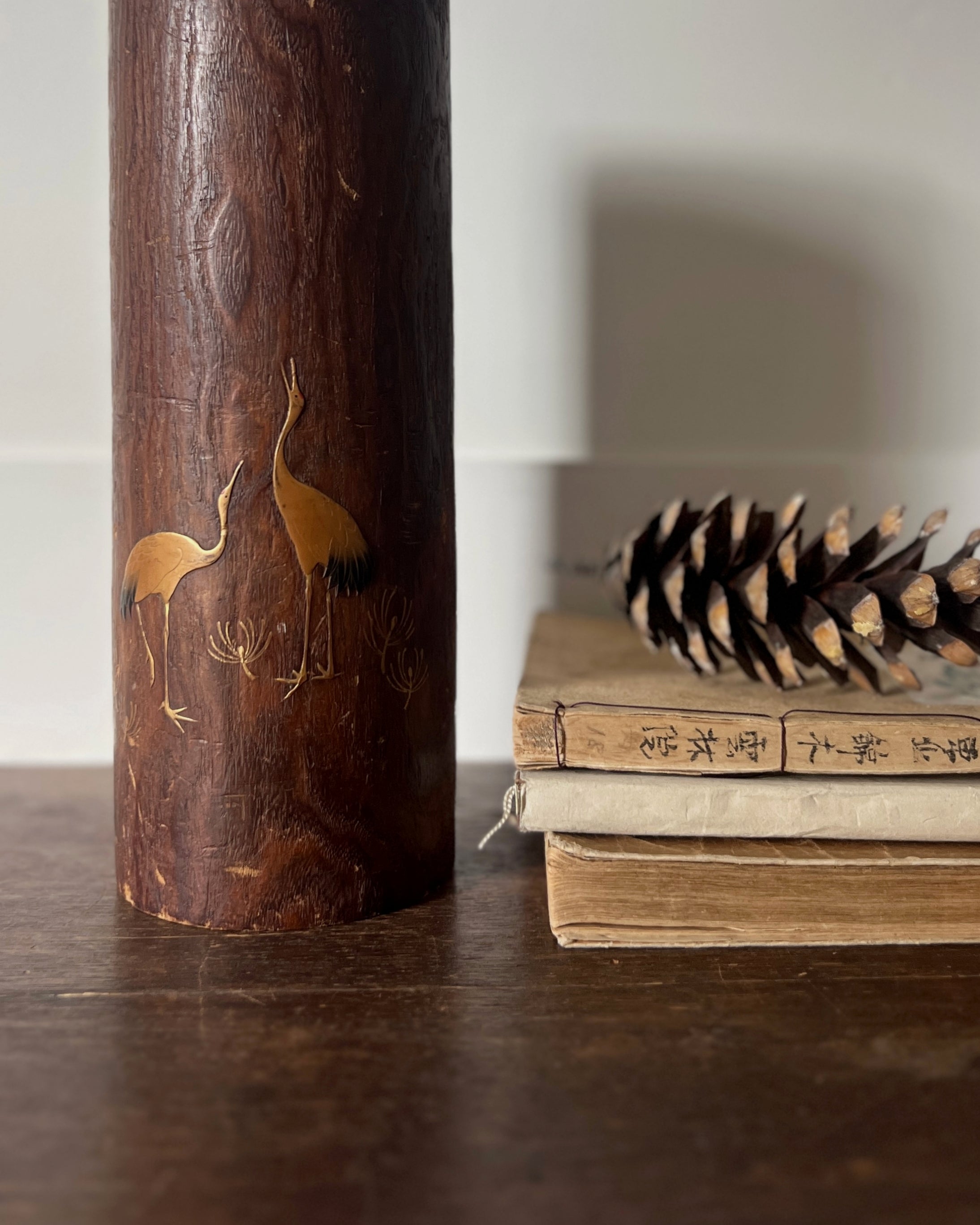 vintage tsuru vase
