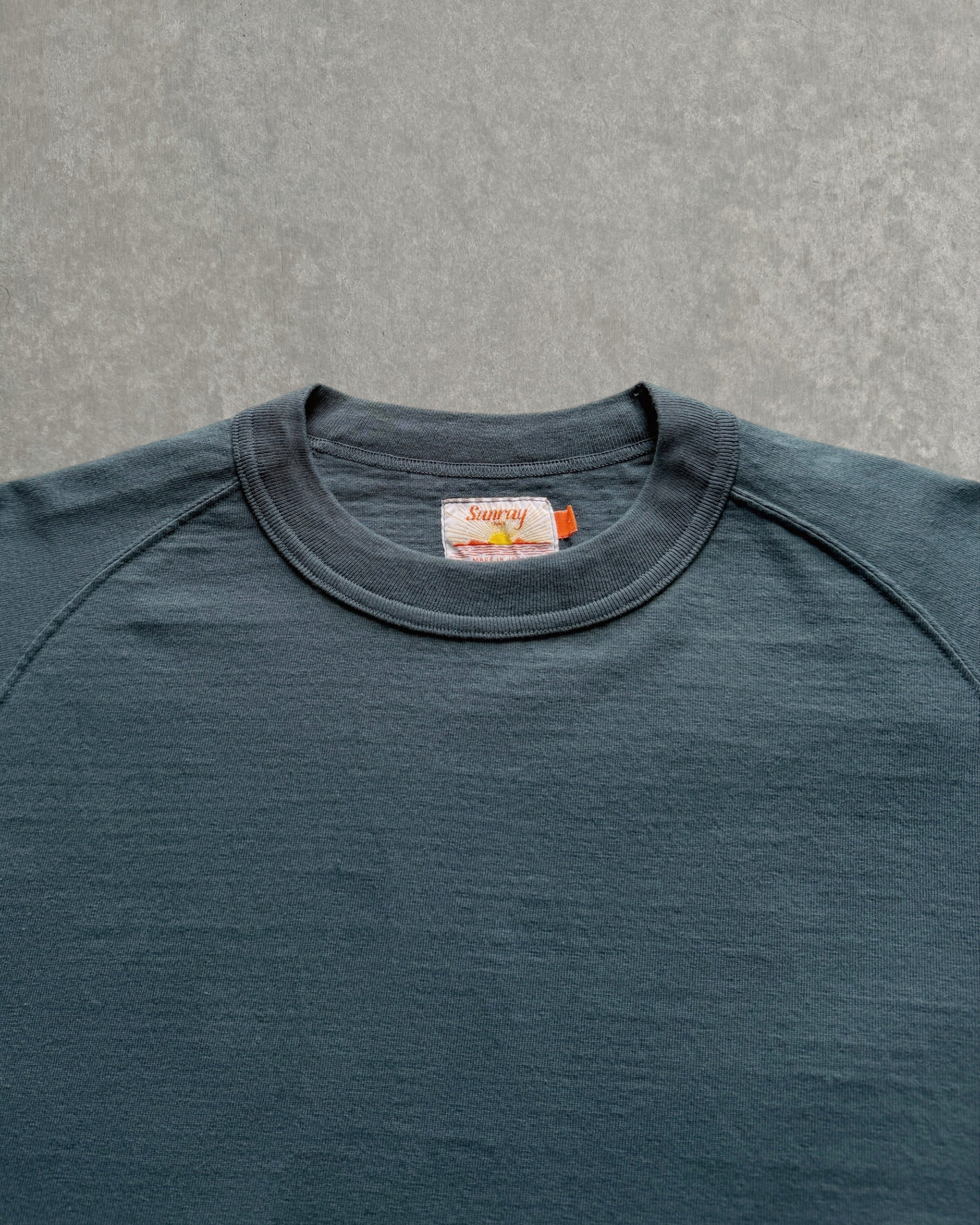 Sunray Spirit : mahuna long sleeve t-shirt in dark slate