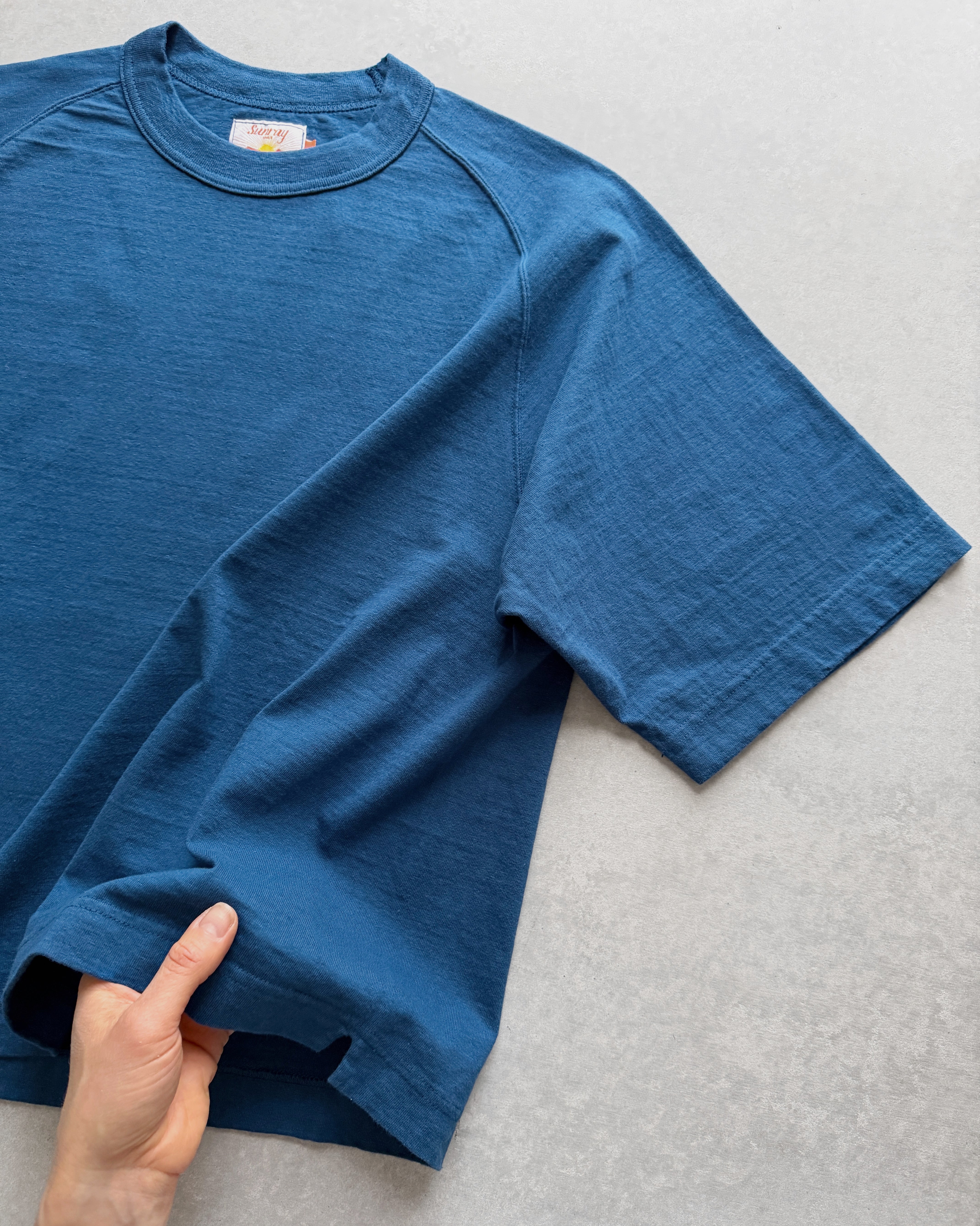 Sunray Spirit : mahuna short sleeve t-shirt in blue opal