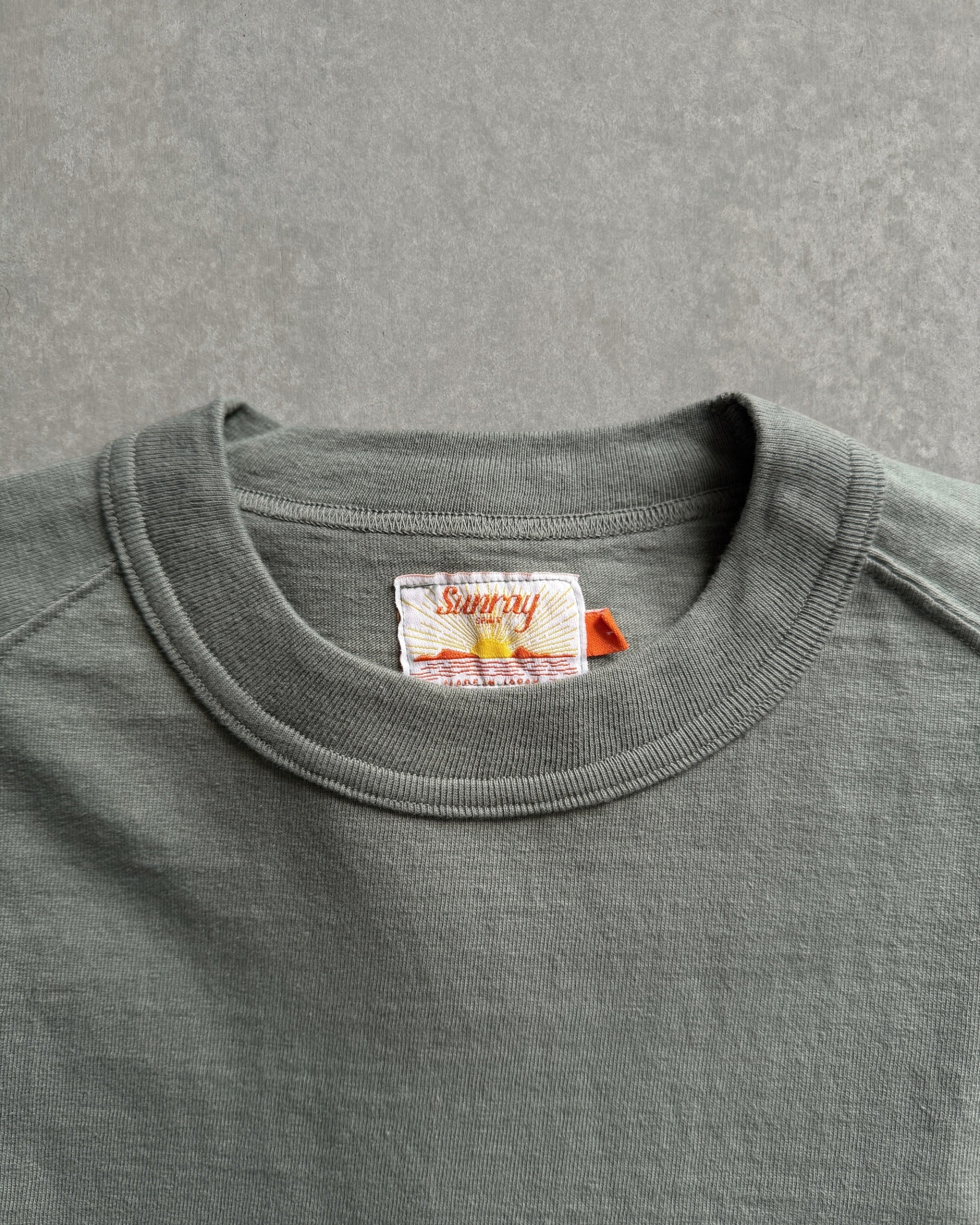 Sunray Spirit : mahuna short sleeve t-shirt in balsam green