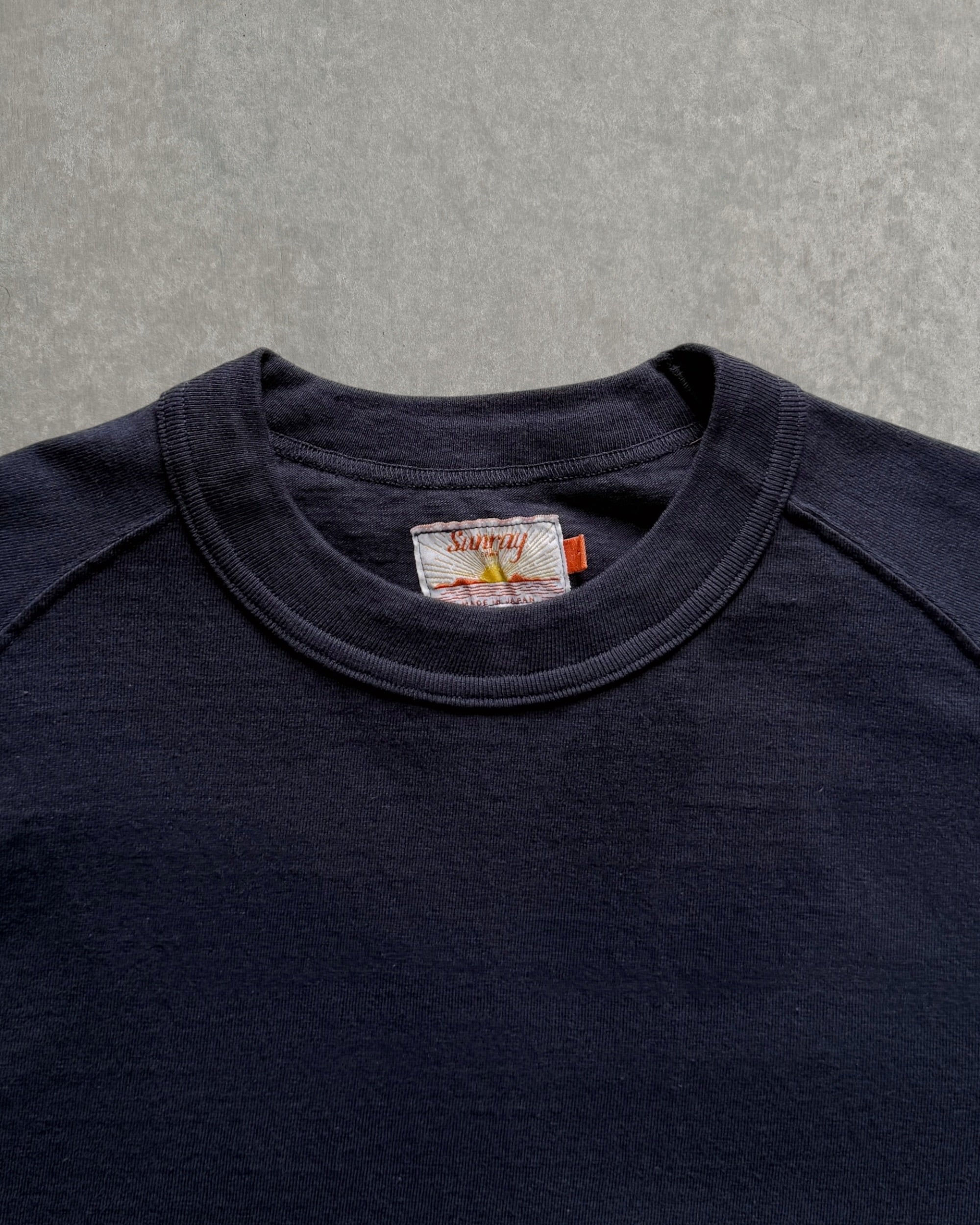 Sunray Spirit : mahuna short sleeve t-shirt in dark navy