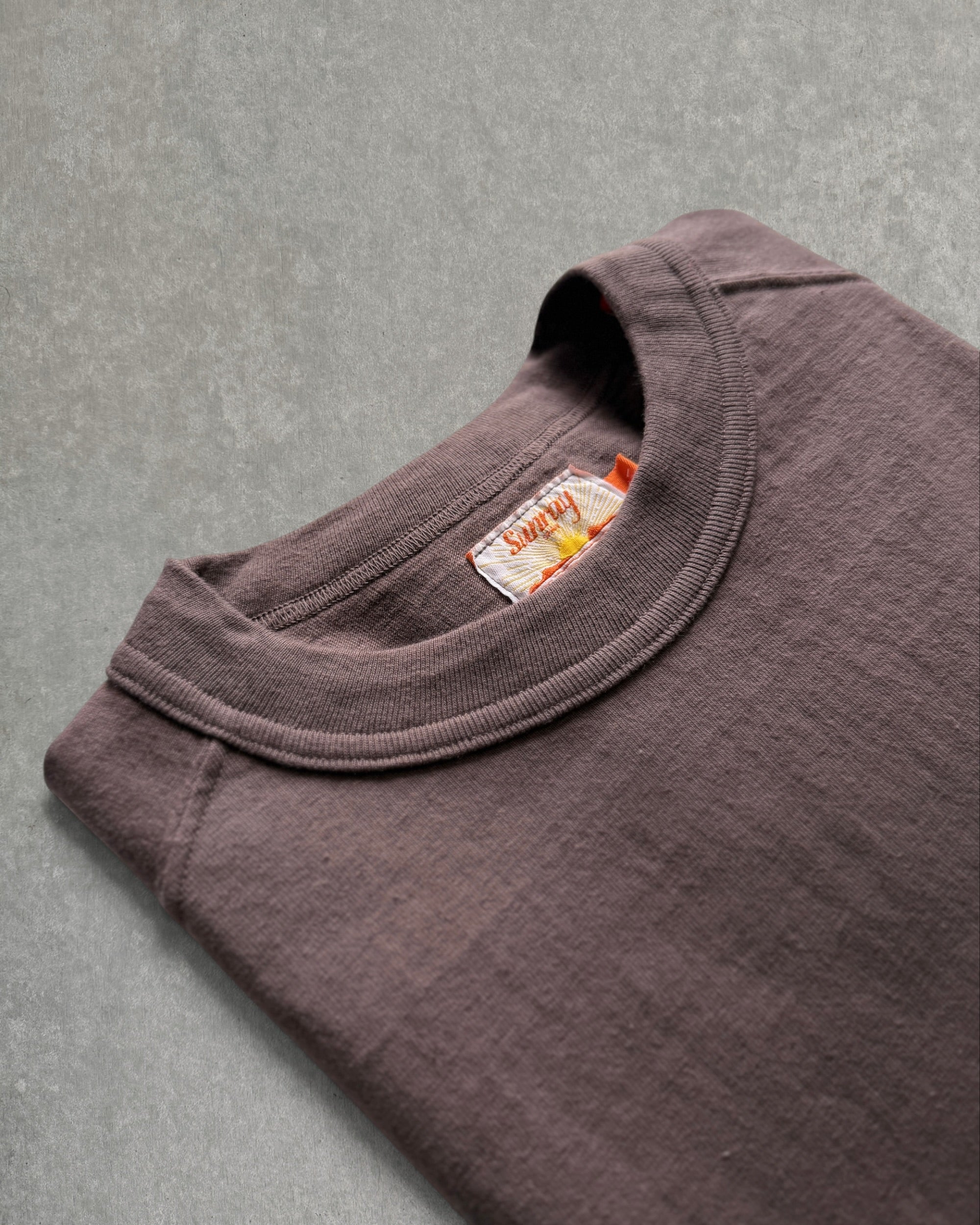 Sunray Spirit : mahuna short sleeve t-shirt in raisin