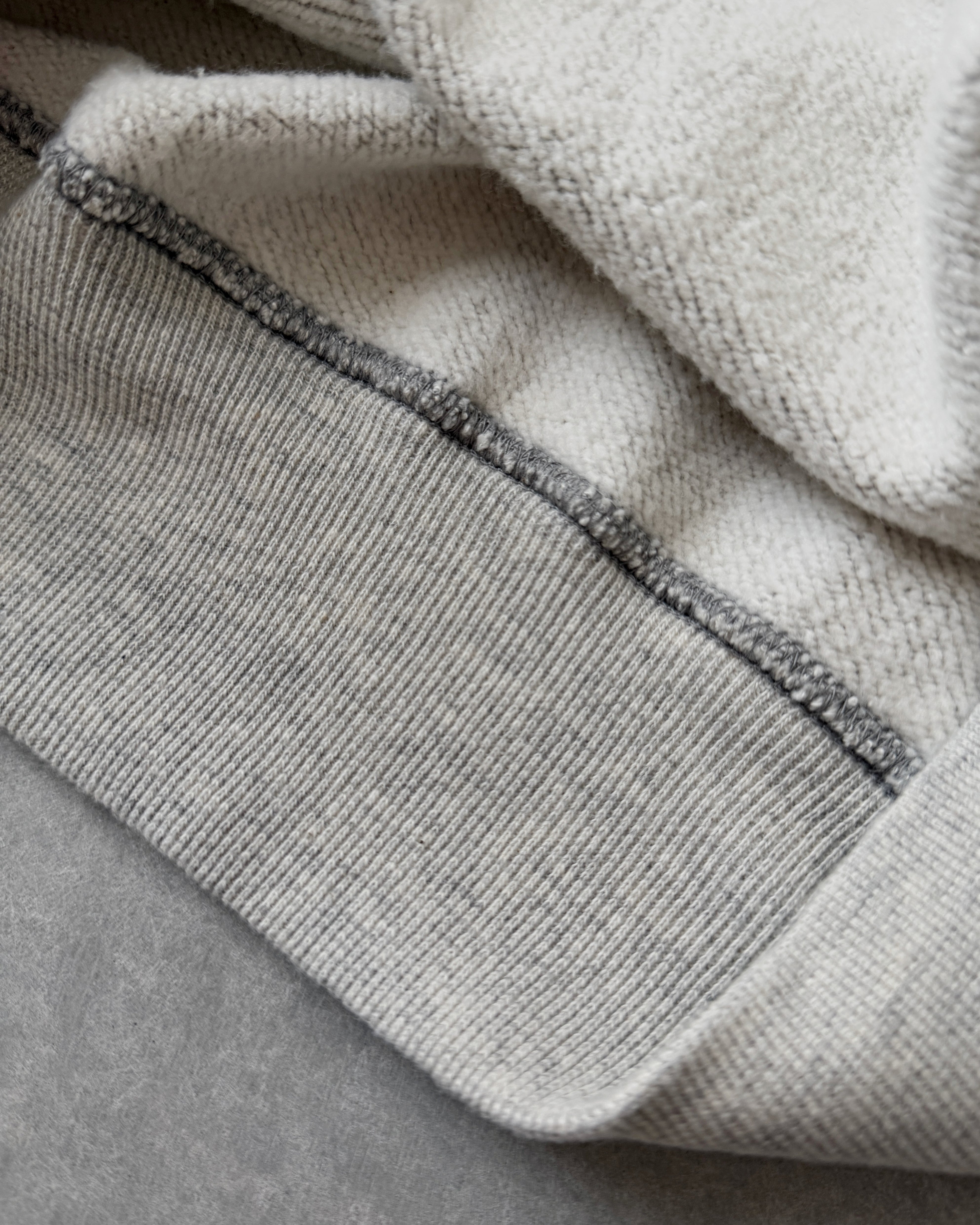 Sunray Spirit : poli'ahu crew neck sweatshirt in hambledon grey