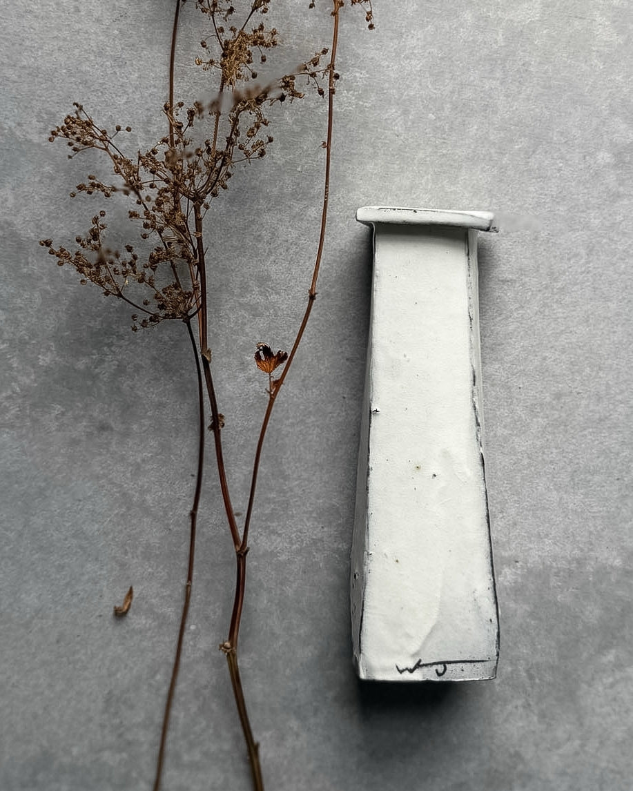 Wonki and J : meadow vase