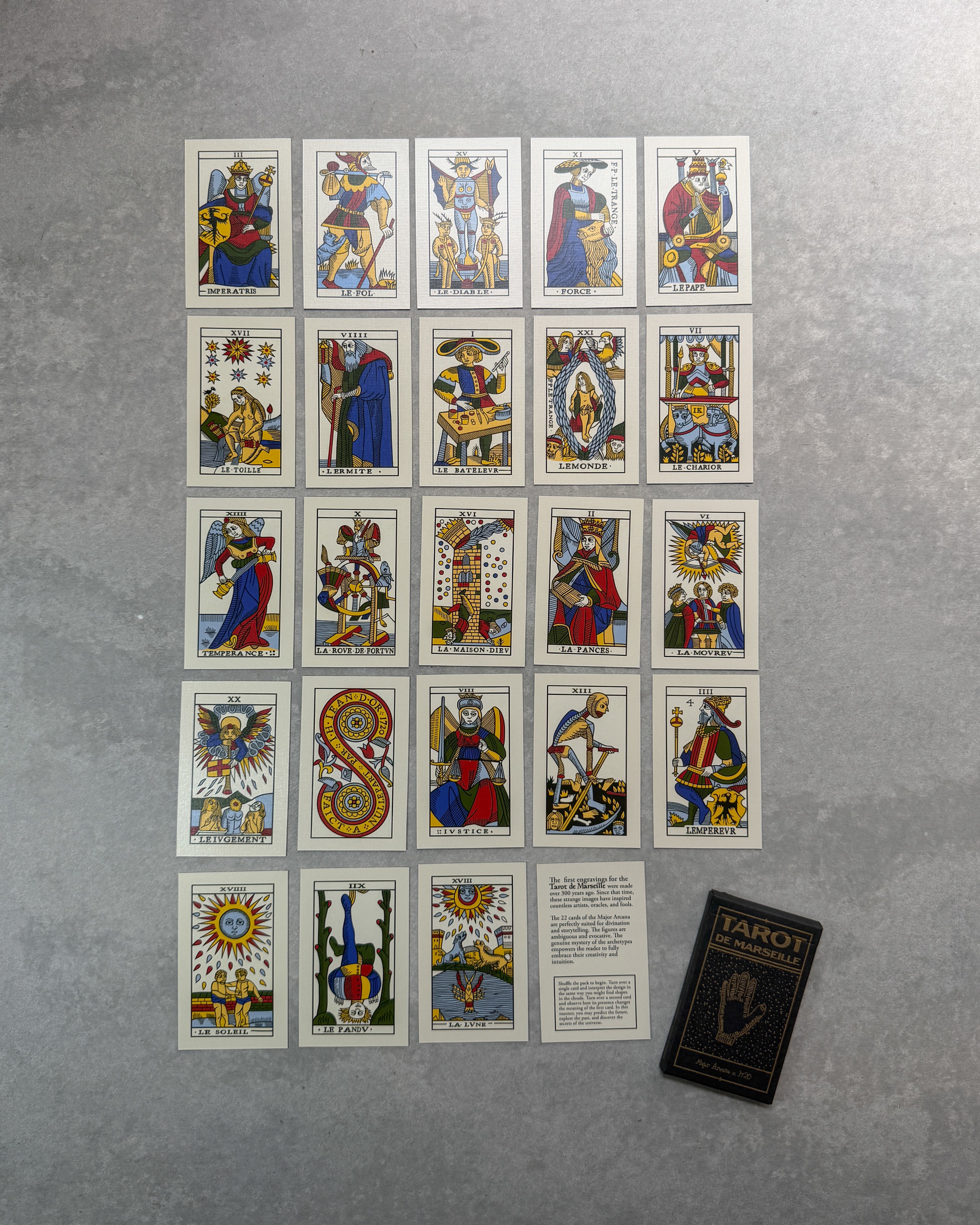 art of play : tarot de marseille