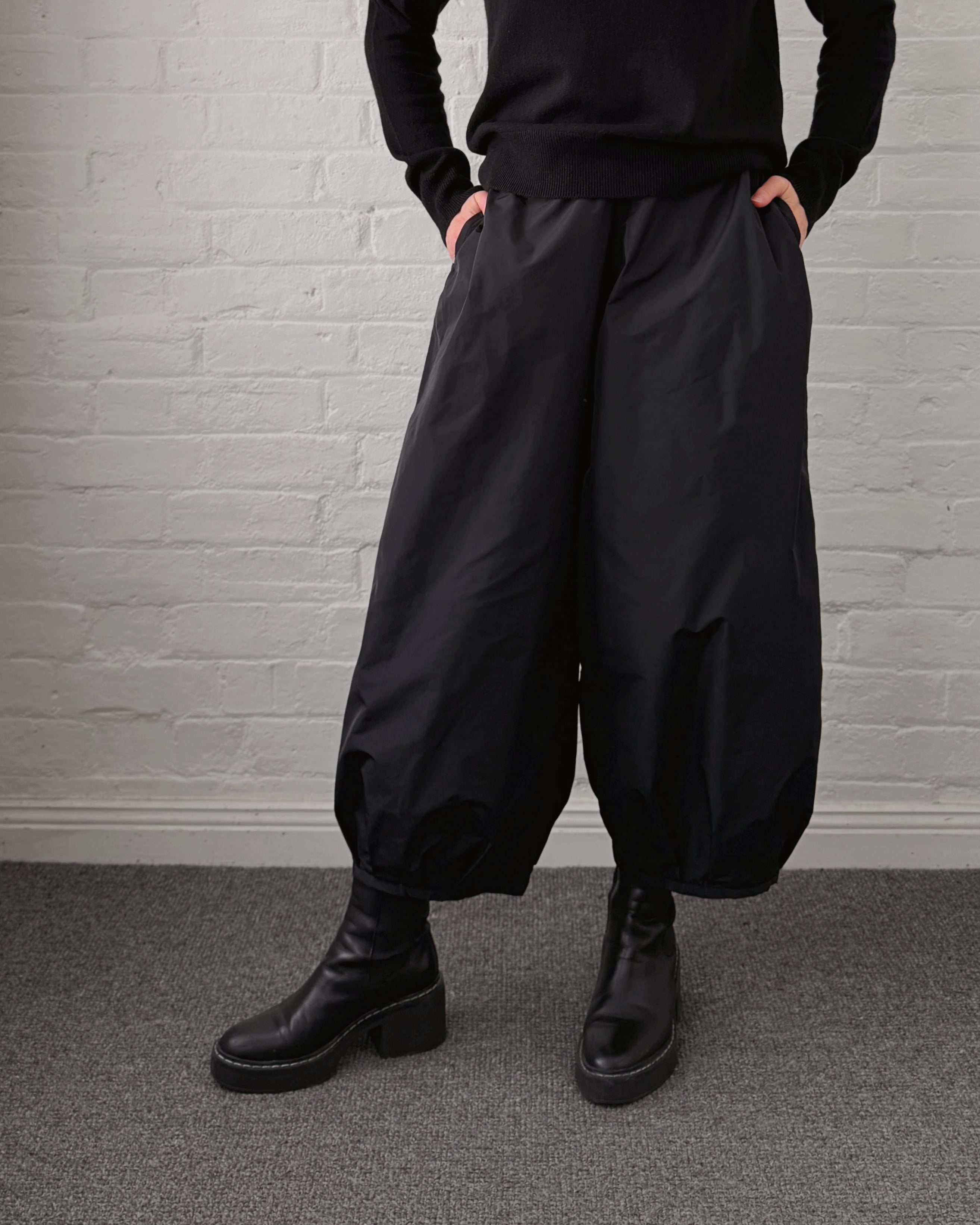 LJ struthers : polished cotton pants