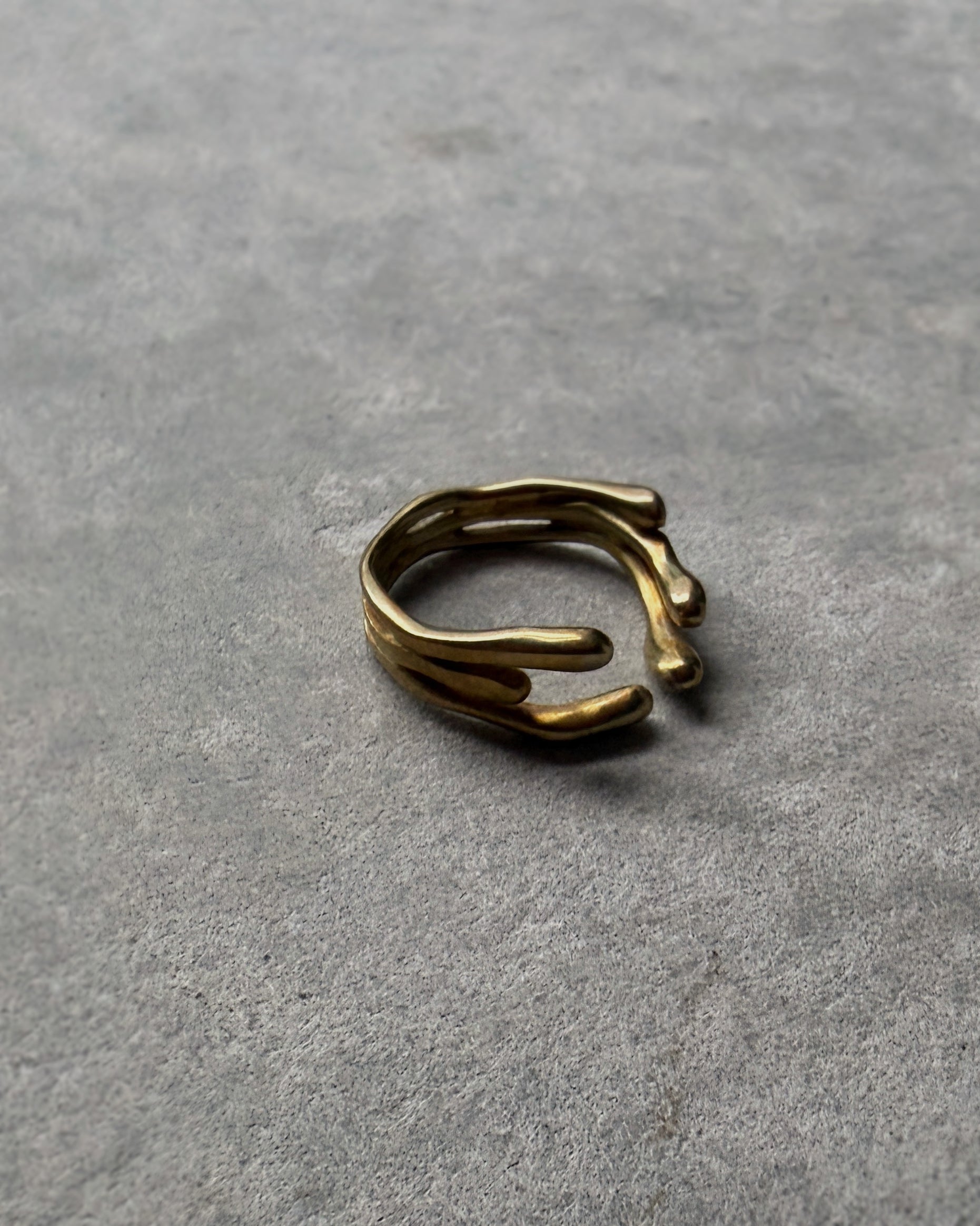 milk-toast : experimental ring