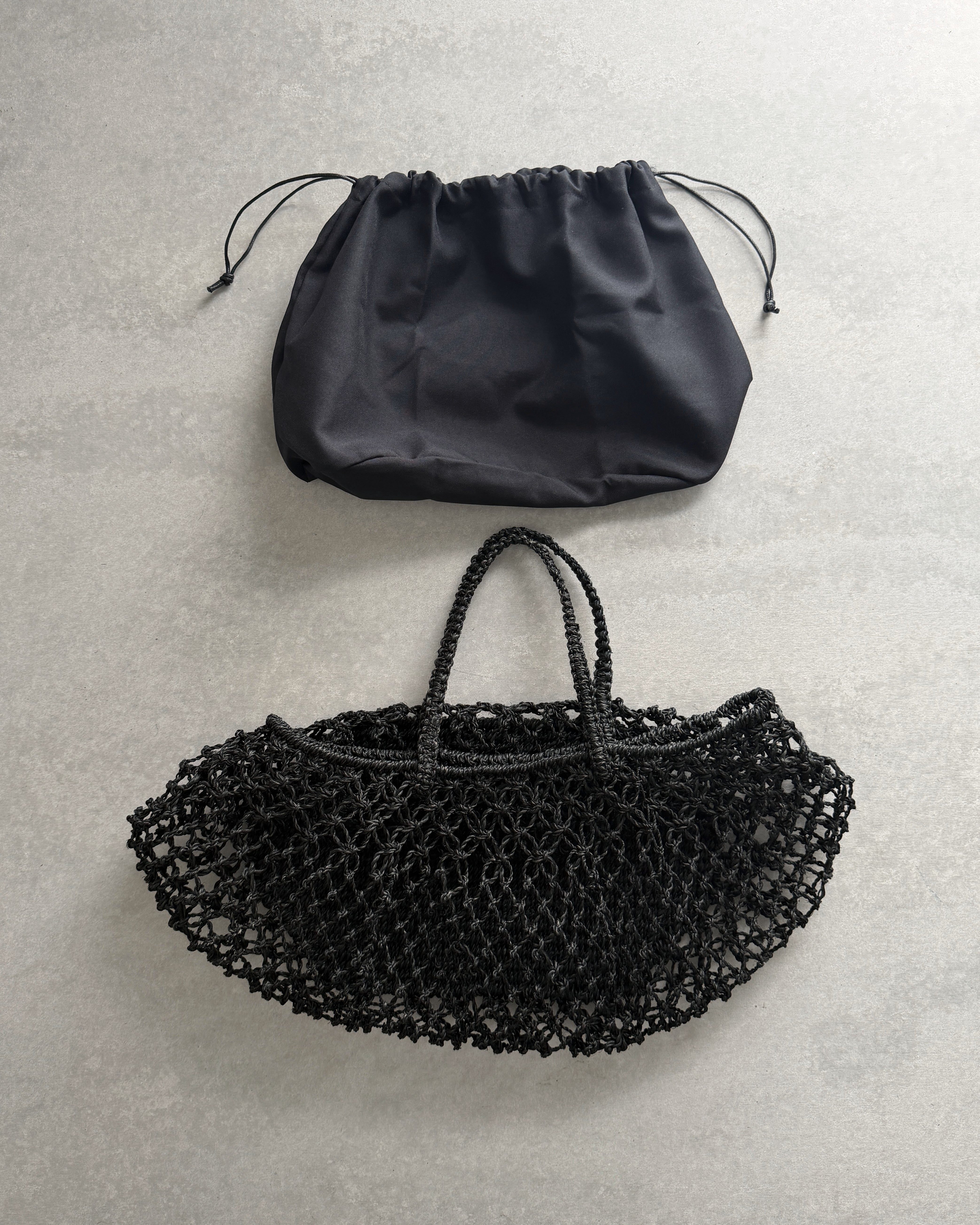 aclp : abaca boston bag in carbon
