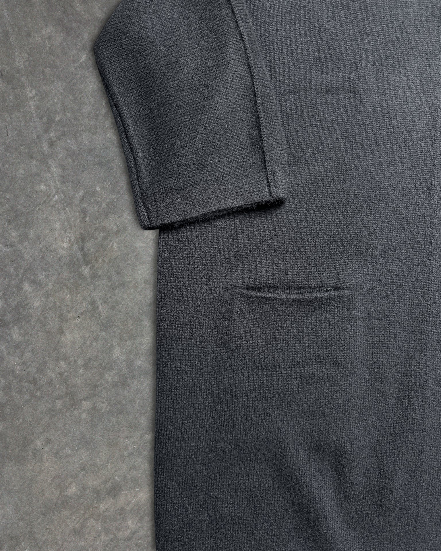 cashmerism : icon coat in black