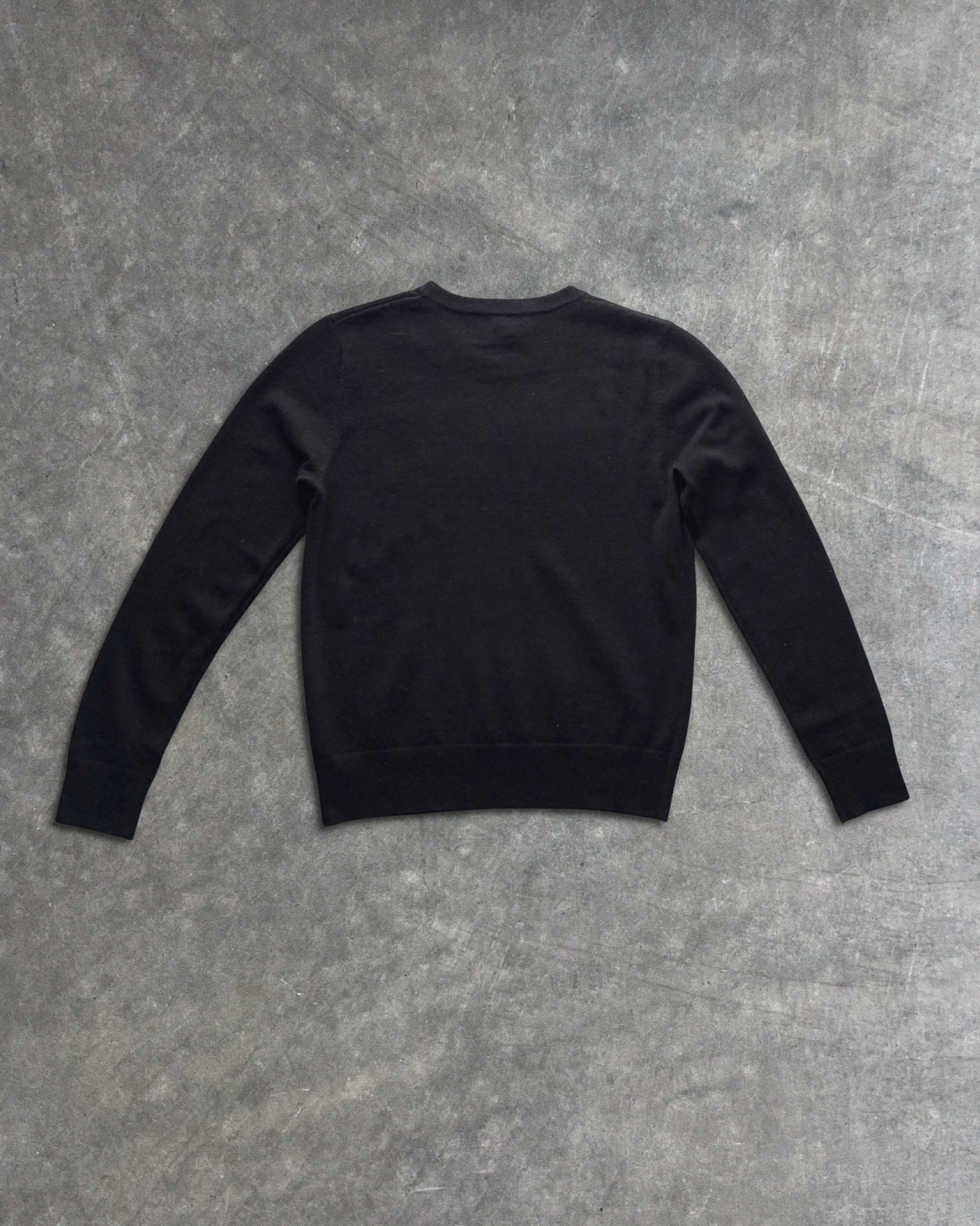 cashmerism : essential crew neck pullover in black