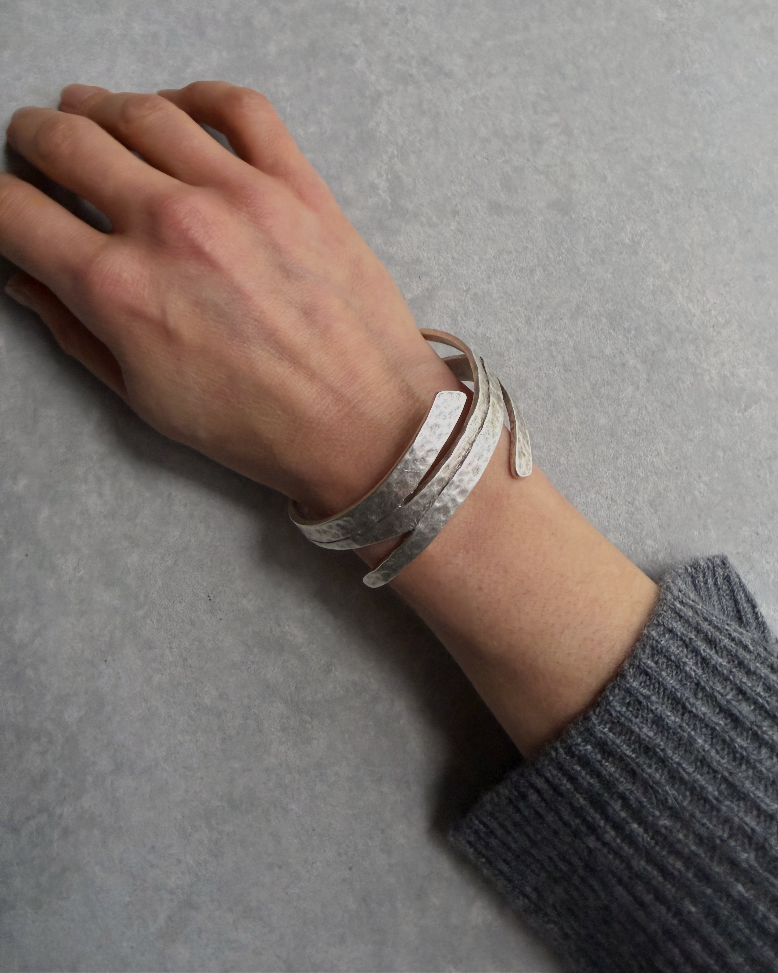 milk-toast : forgetful cuff