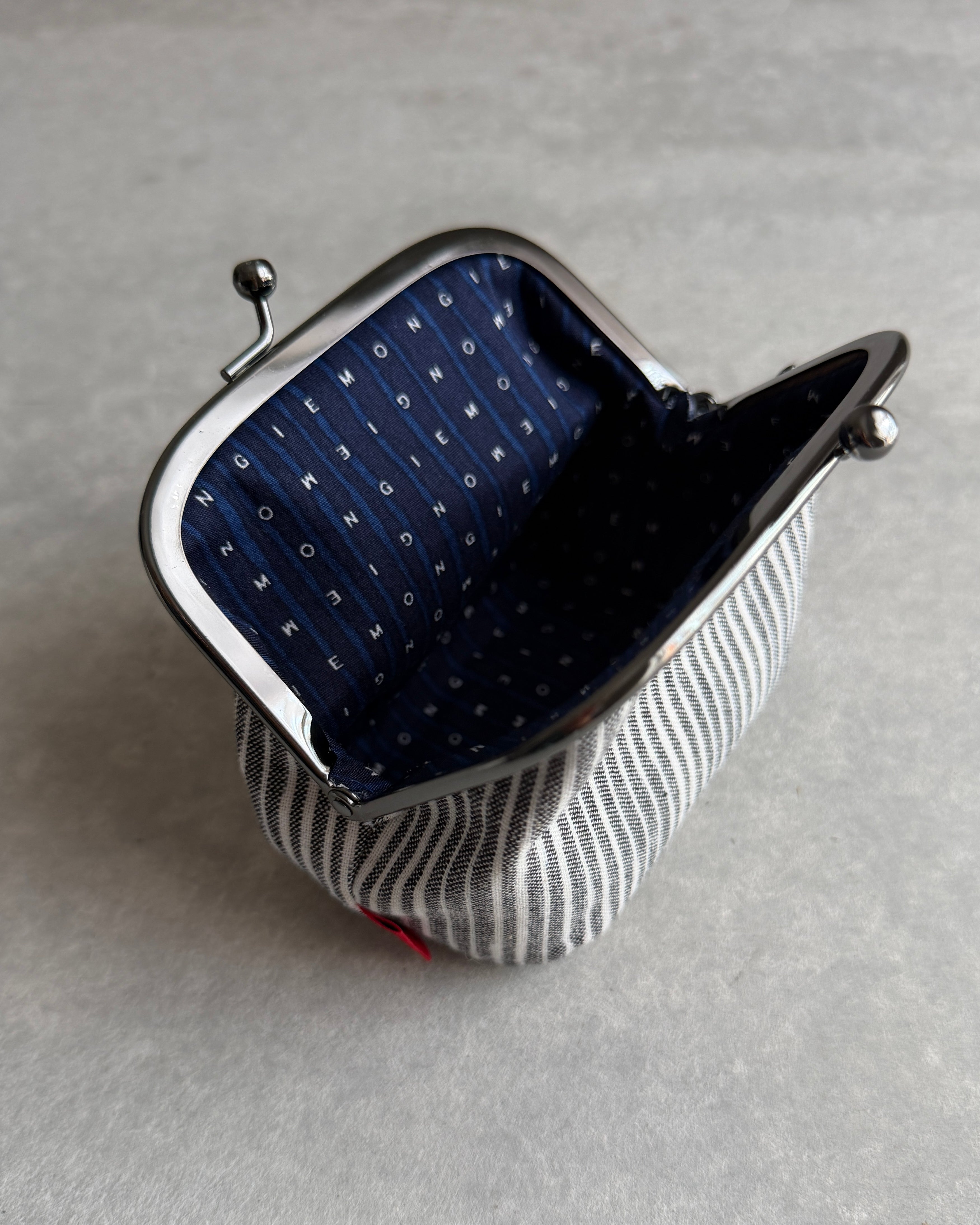 Kasuri : large purse