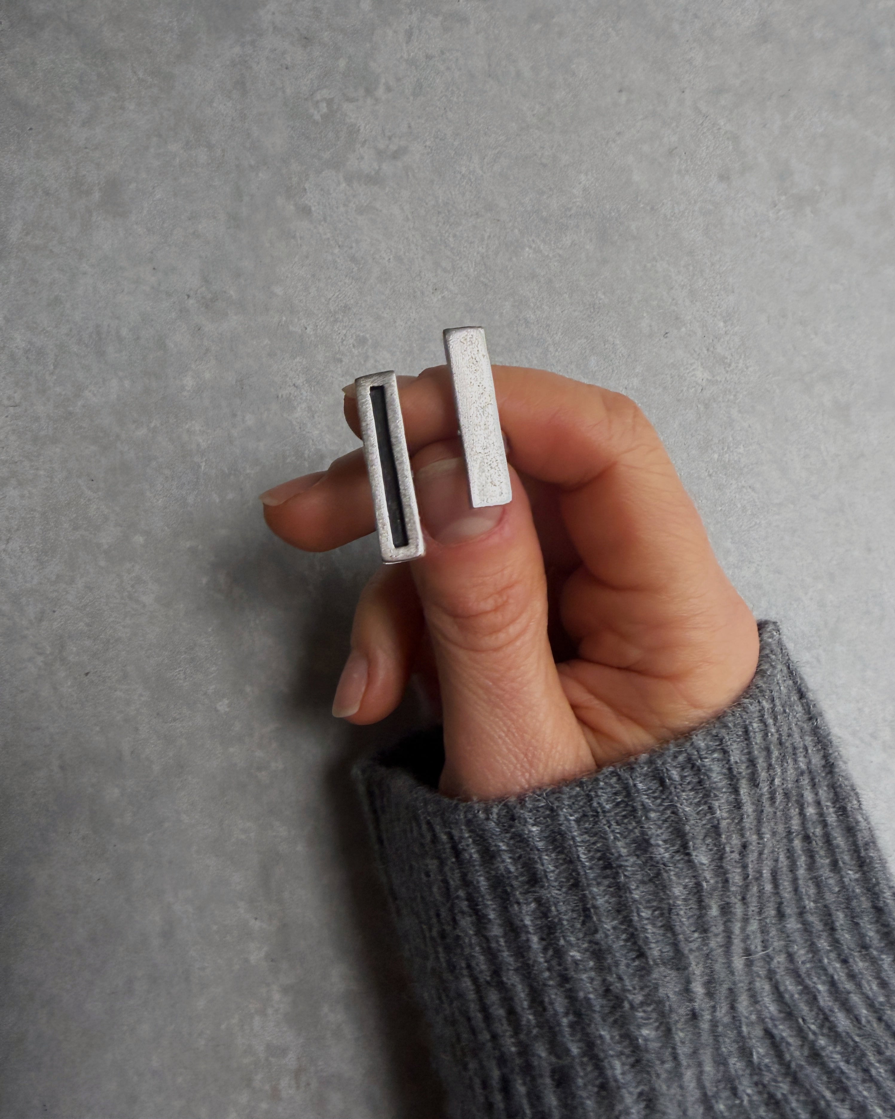 milk-toast : irresolution ring