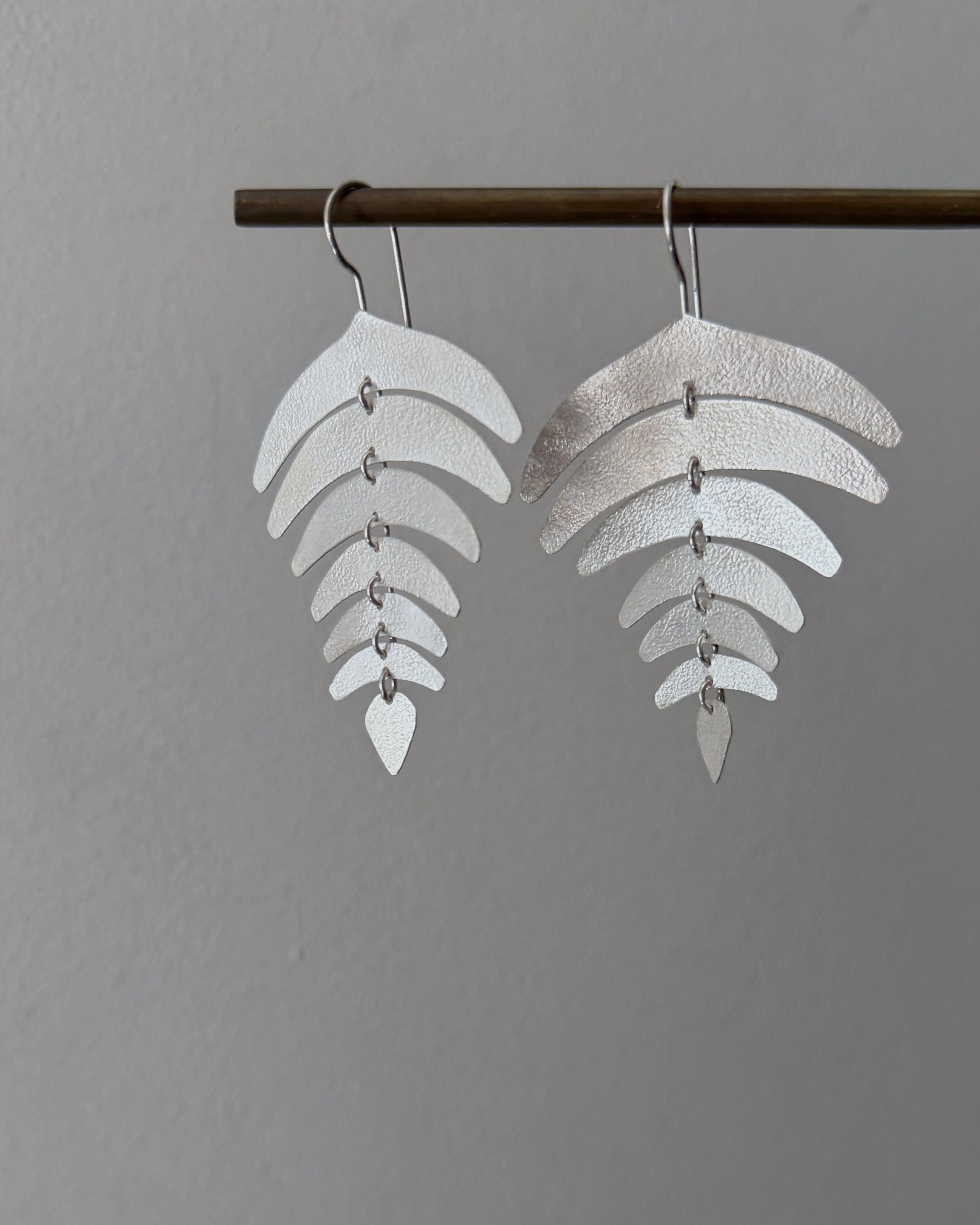 Ewa : silver karem earrings