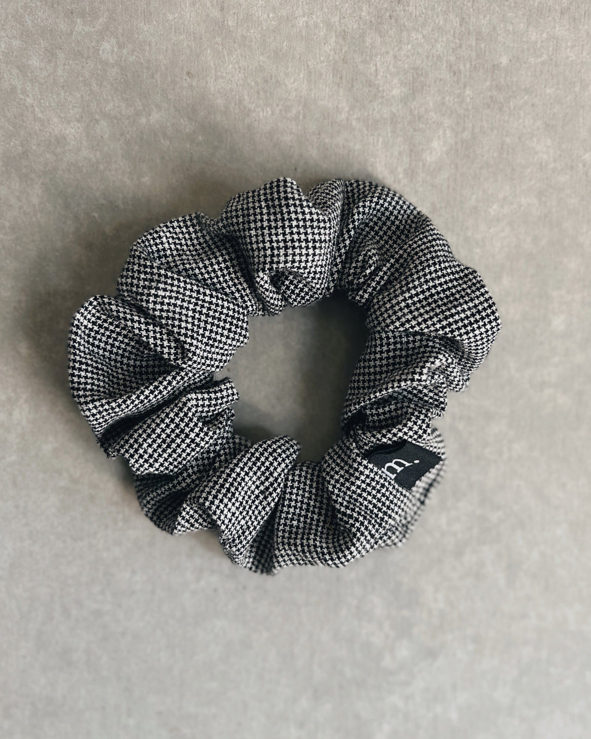 tasmanian made linen scrunchie, sewn using japanese fabric