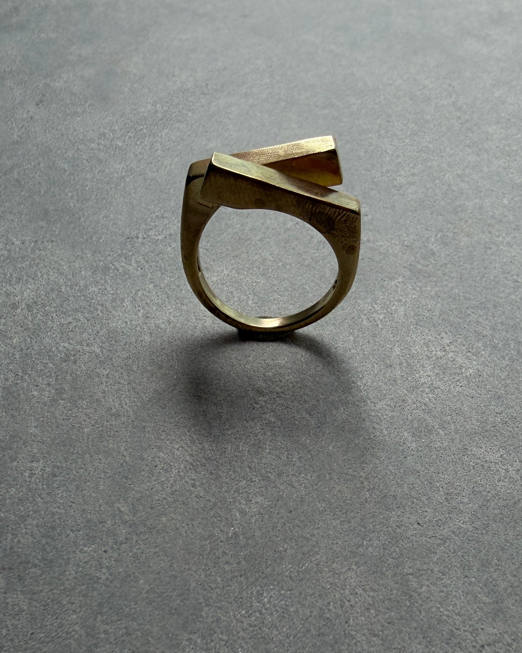 milk-toast : thoughtful ring