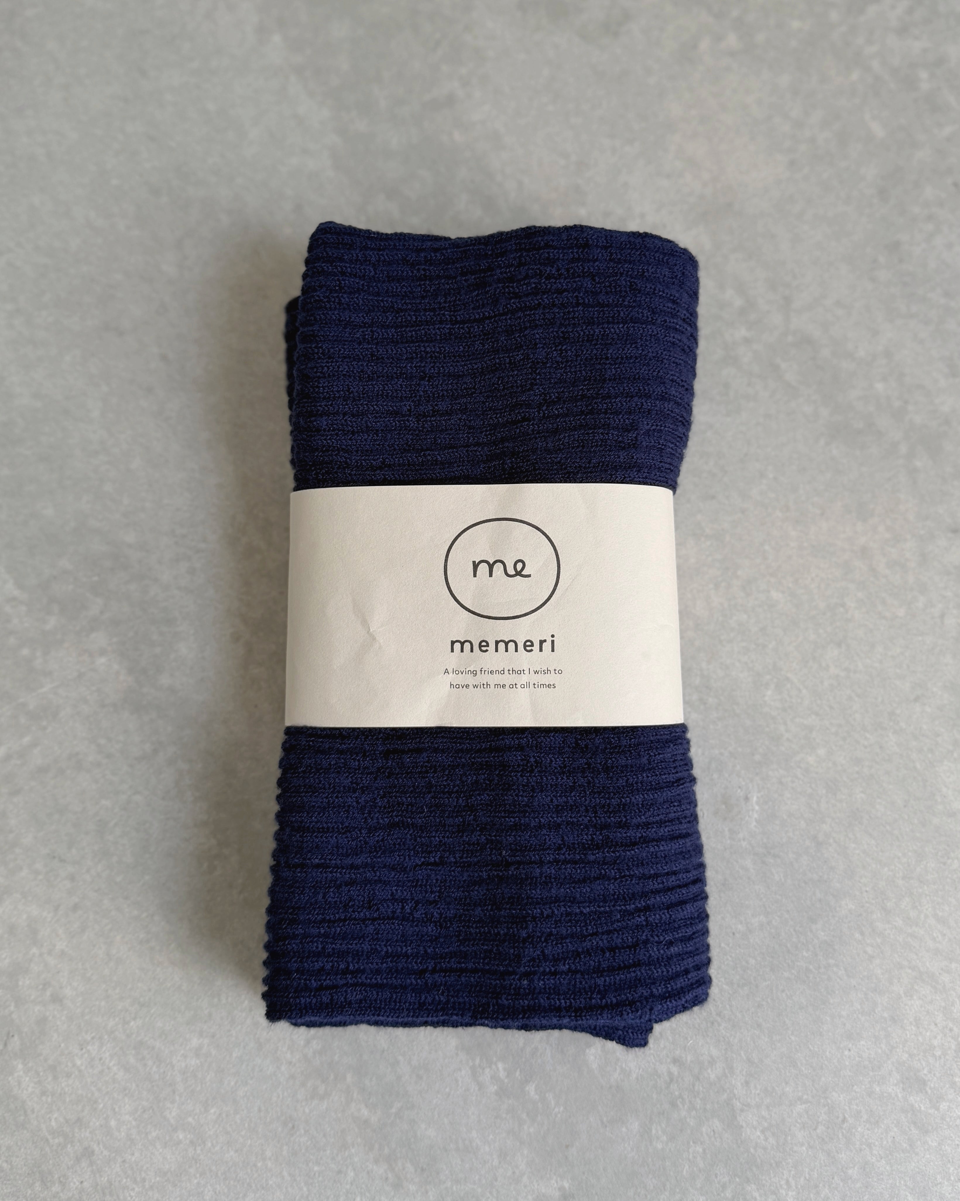 memeri : merino wool loop scarf