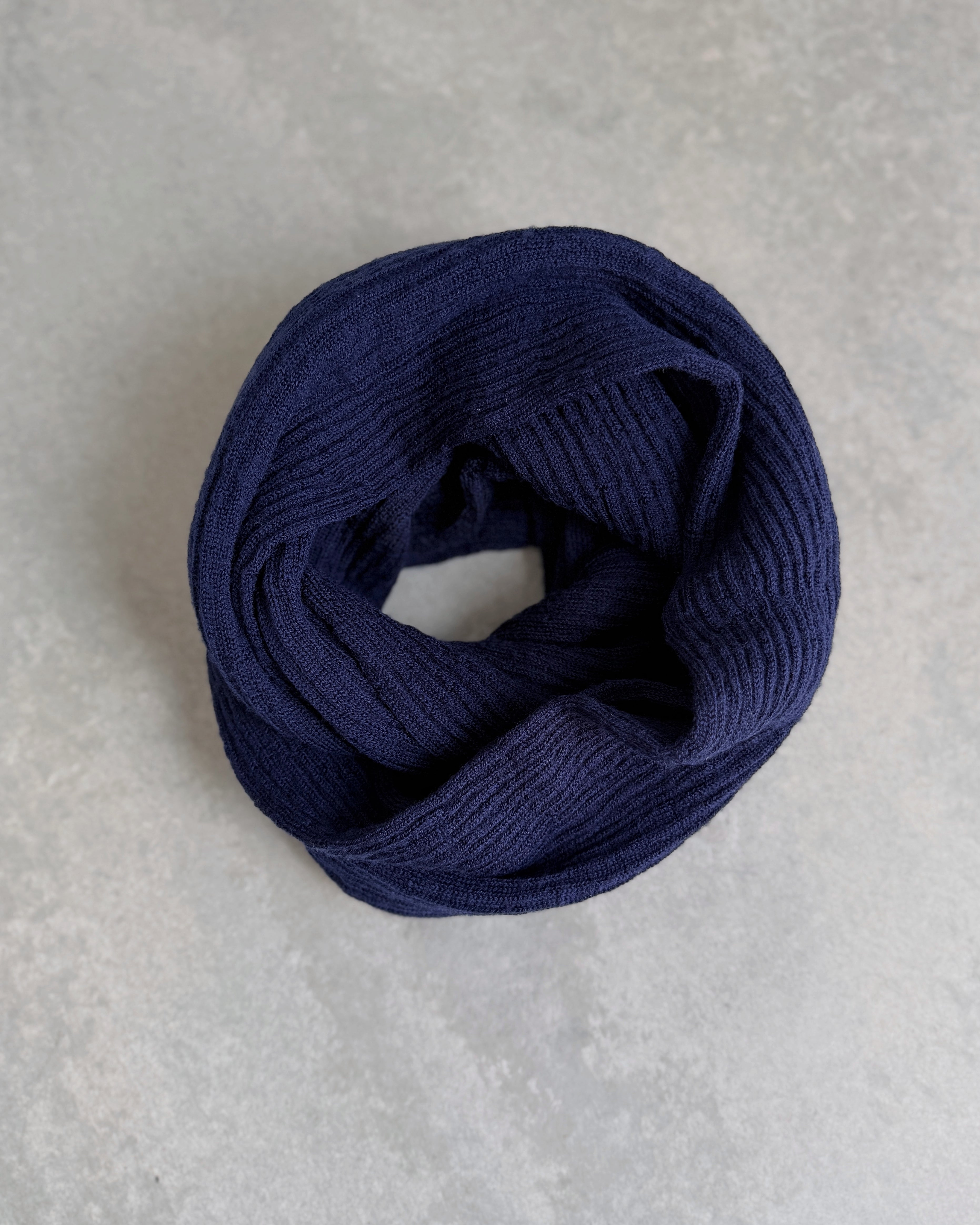 memeri : merino wool loop scarf