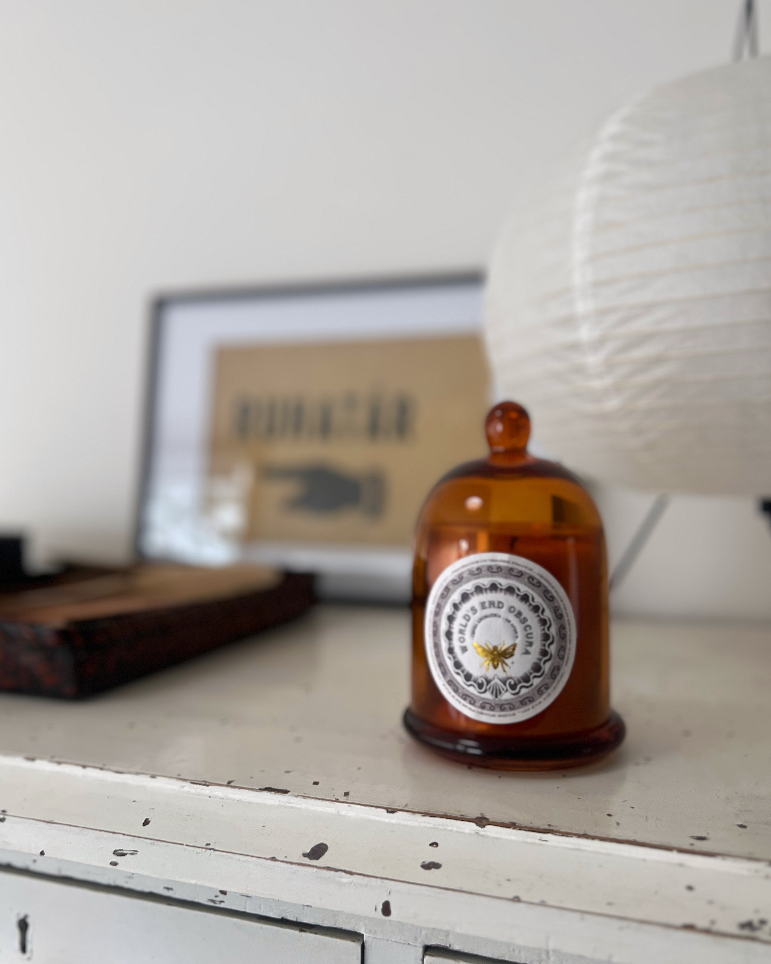 world's end obscura : no.17 clementina floreo candle