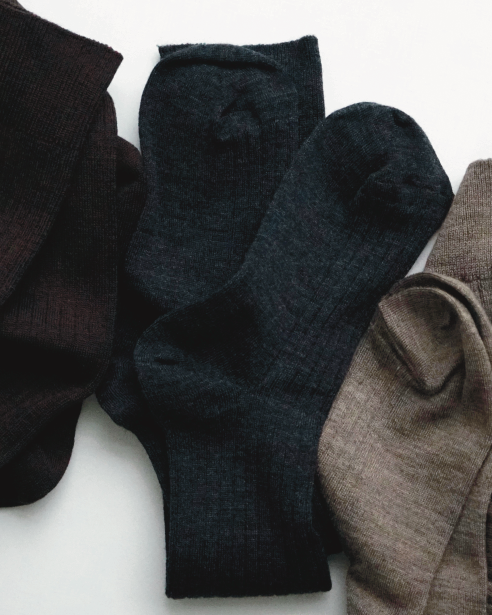 hakne : merino wool ribbed high socks