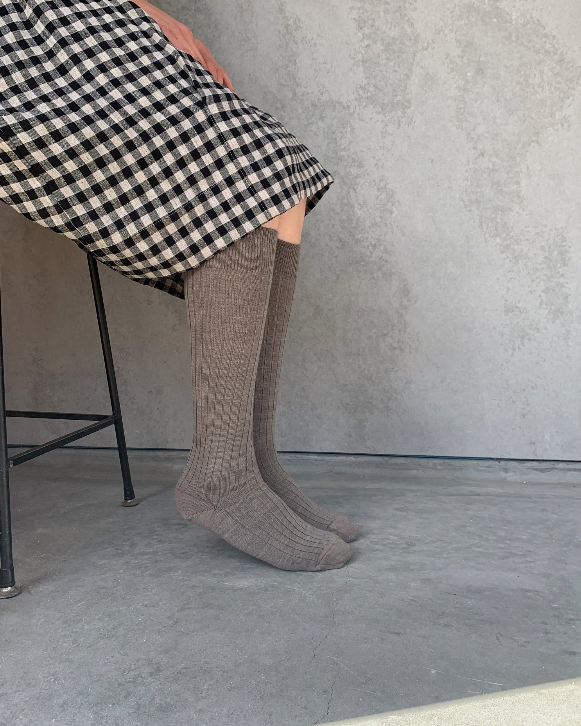 hakne : merino wool ribbed high socks