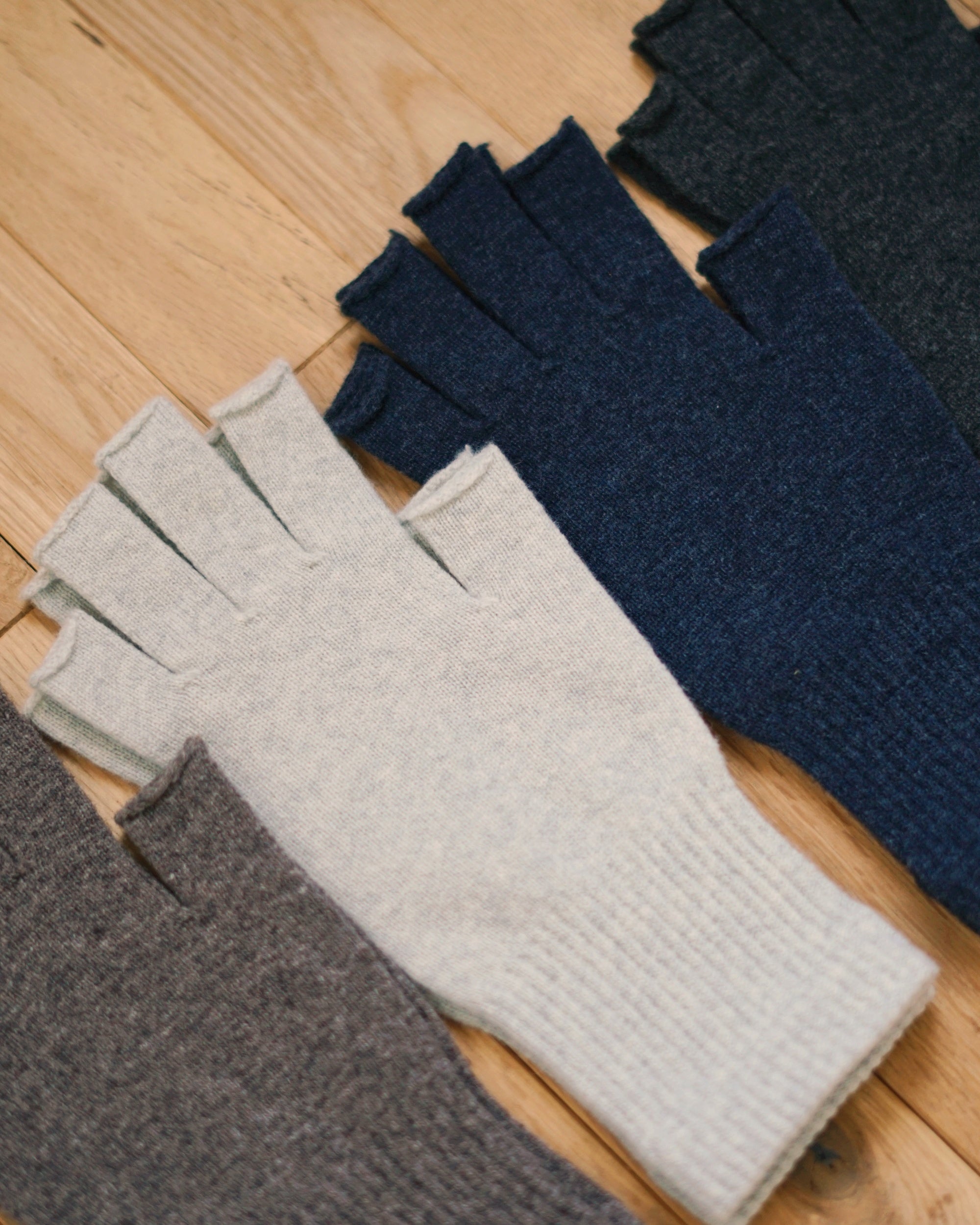 merino wool fingerless gloves from nishiguchi kutsushita