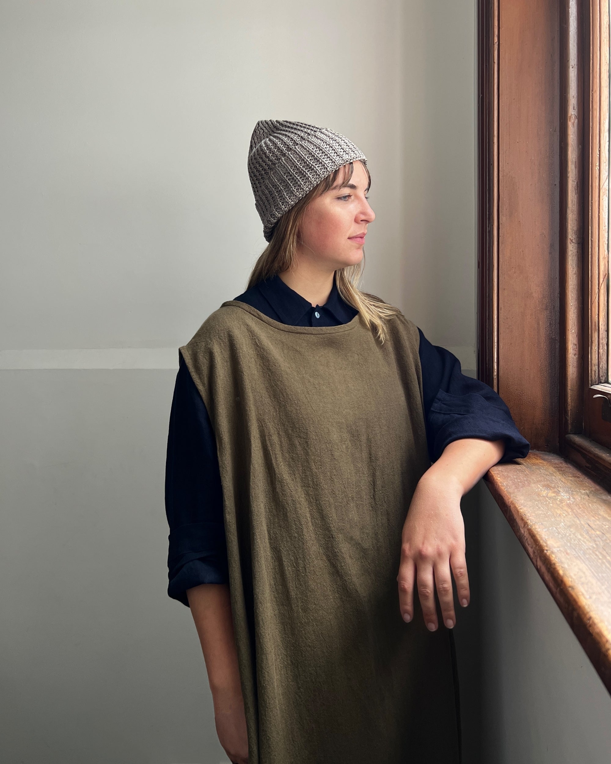 mature ha : linen & silk knit cap in woodsmoke