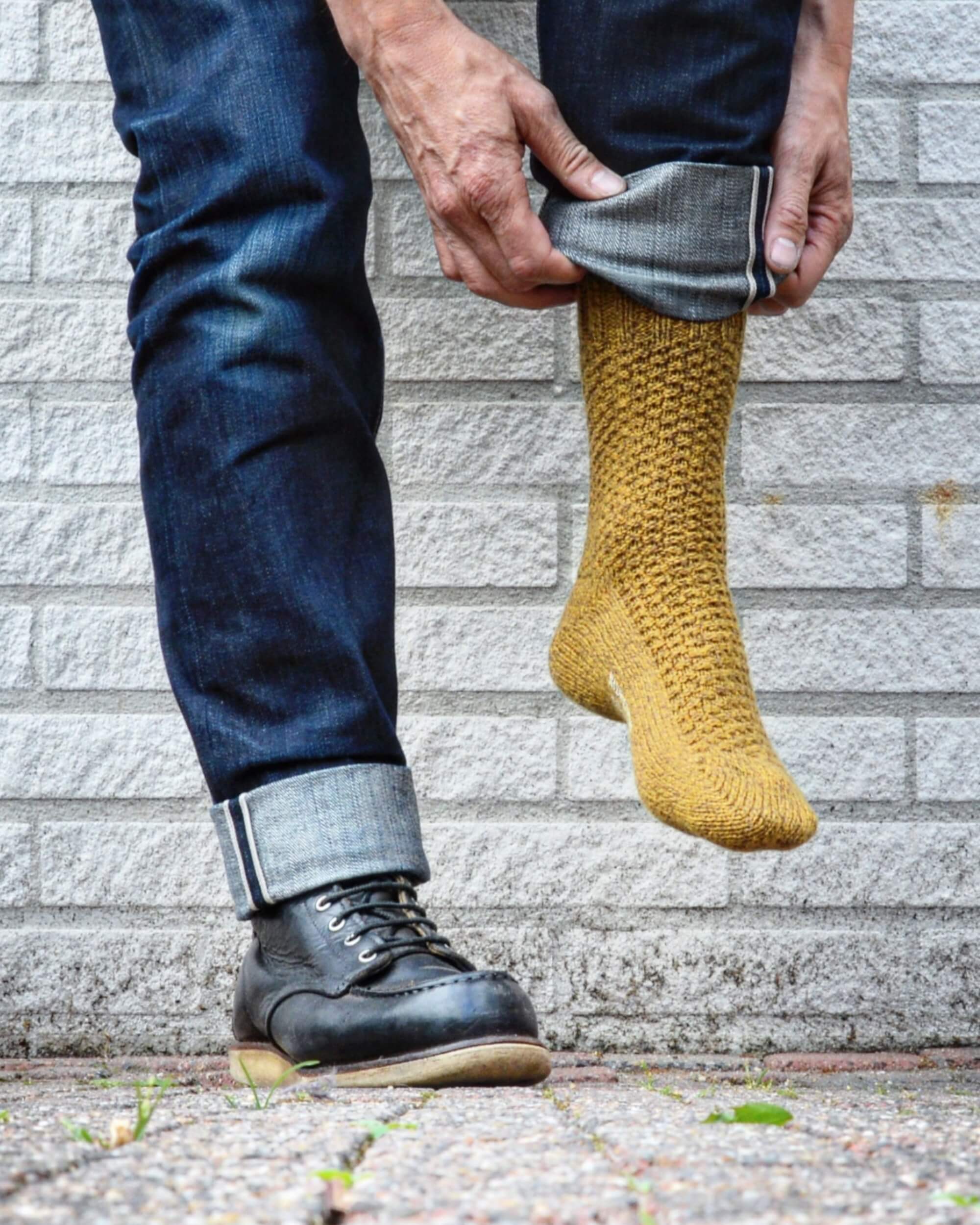nishiguchi kutsushita : wool cotton boot socks