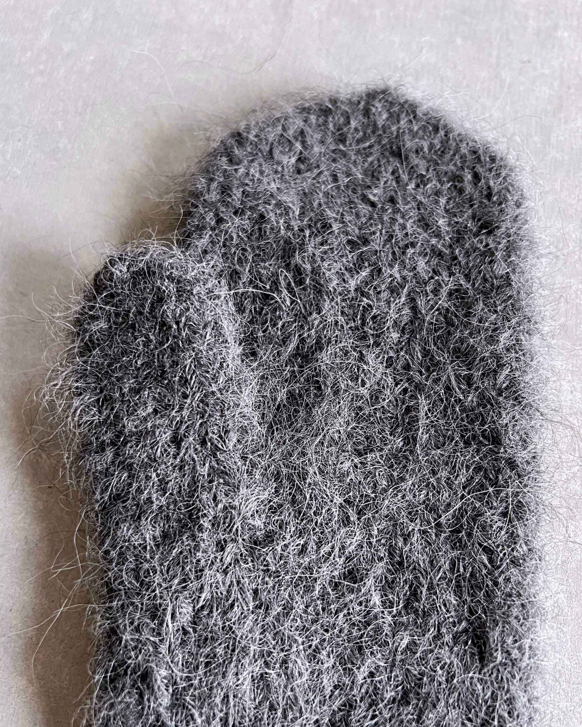 karakoram : alpaca wool gloves in flint